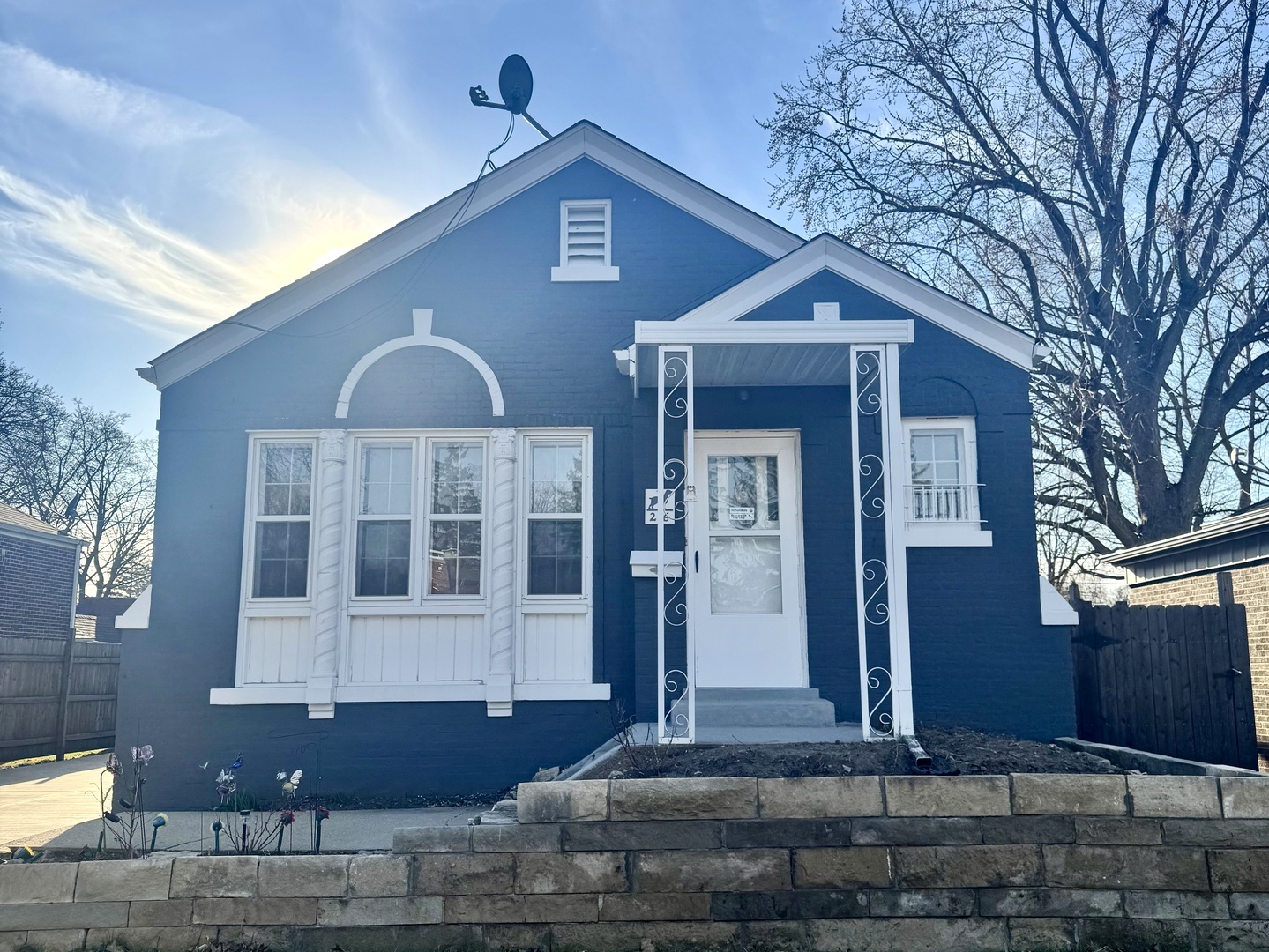 216 BURTON Street, Waukegan, IL 60085