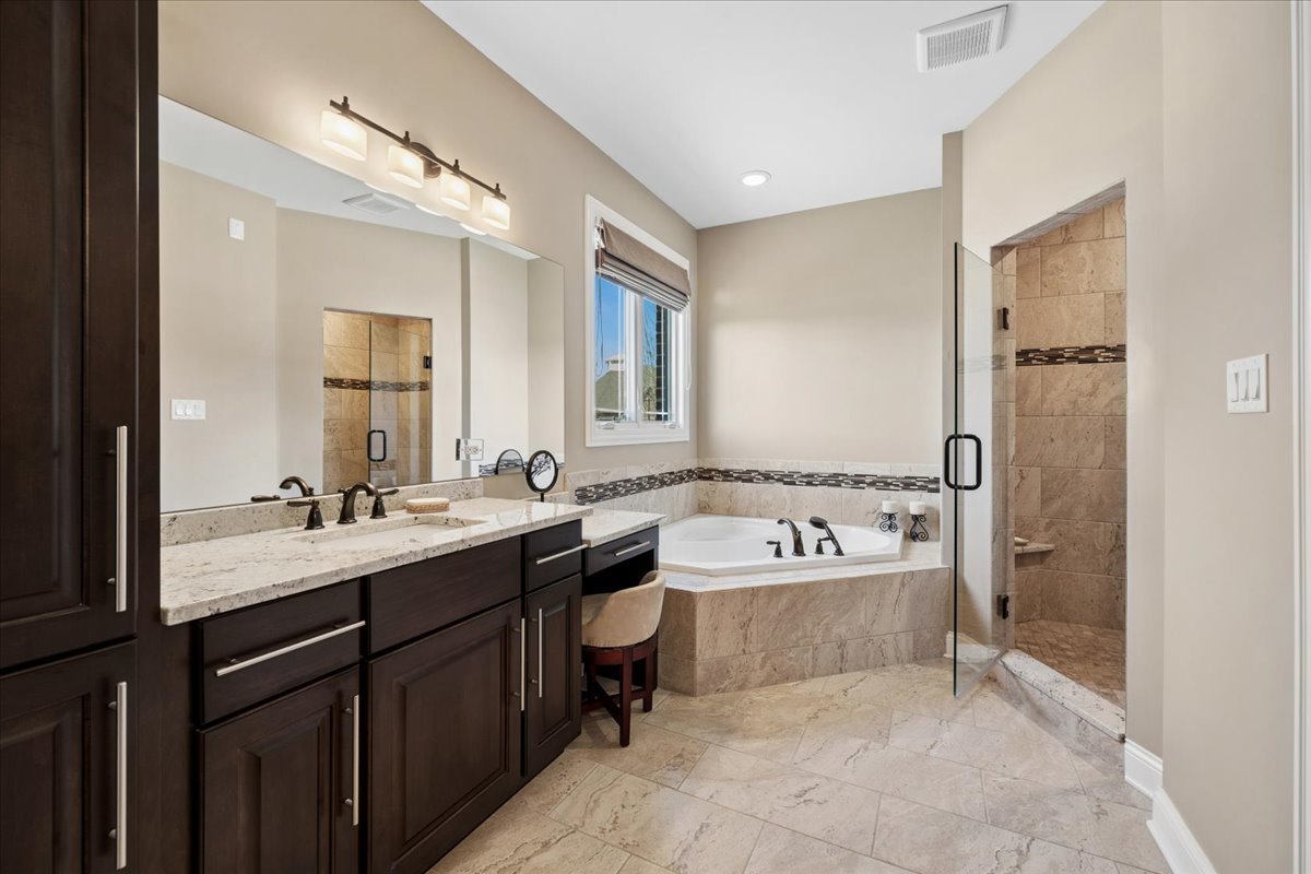 12239 Norfolk Court, Mokena, IL 60448