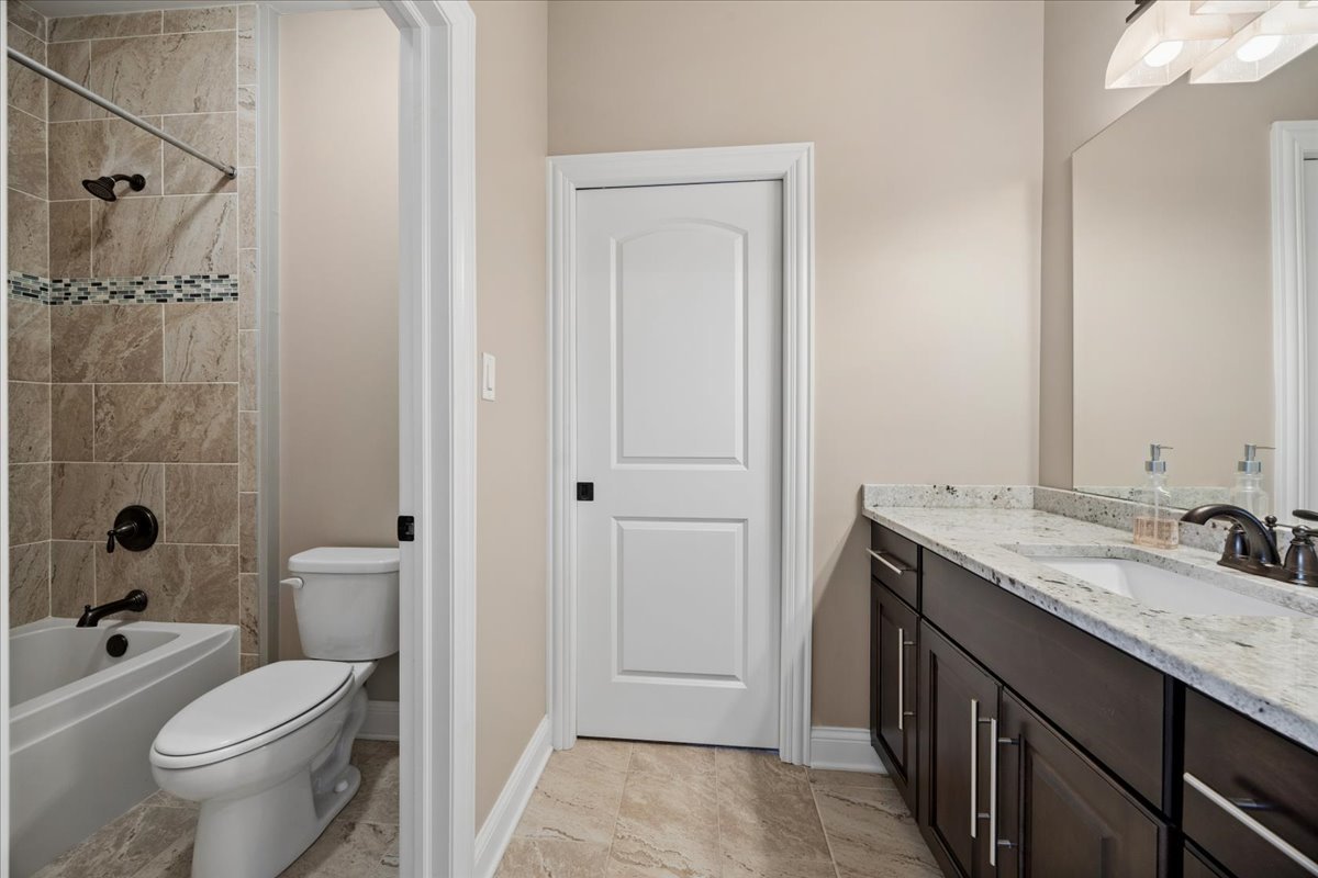 12239 Norfolk Court, Mokena, IL 60448