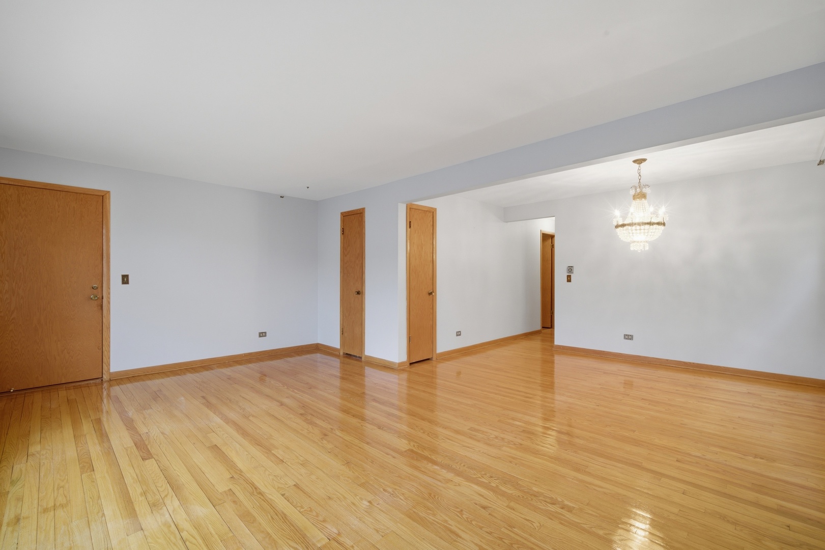 8645 W Summerdale Avenue #2, Chicago, IL 60656