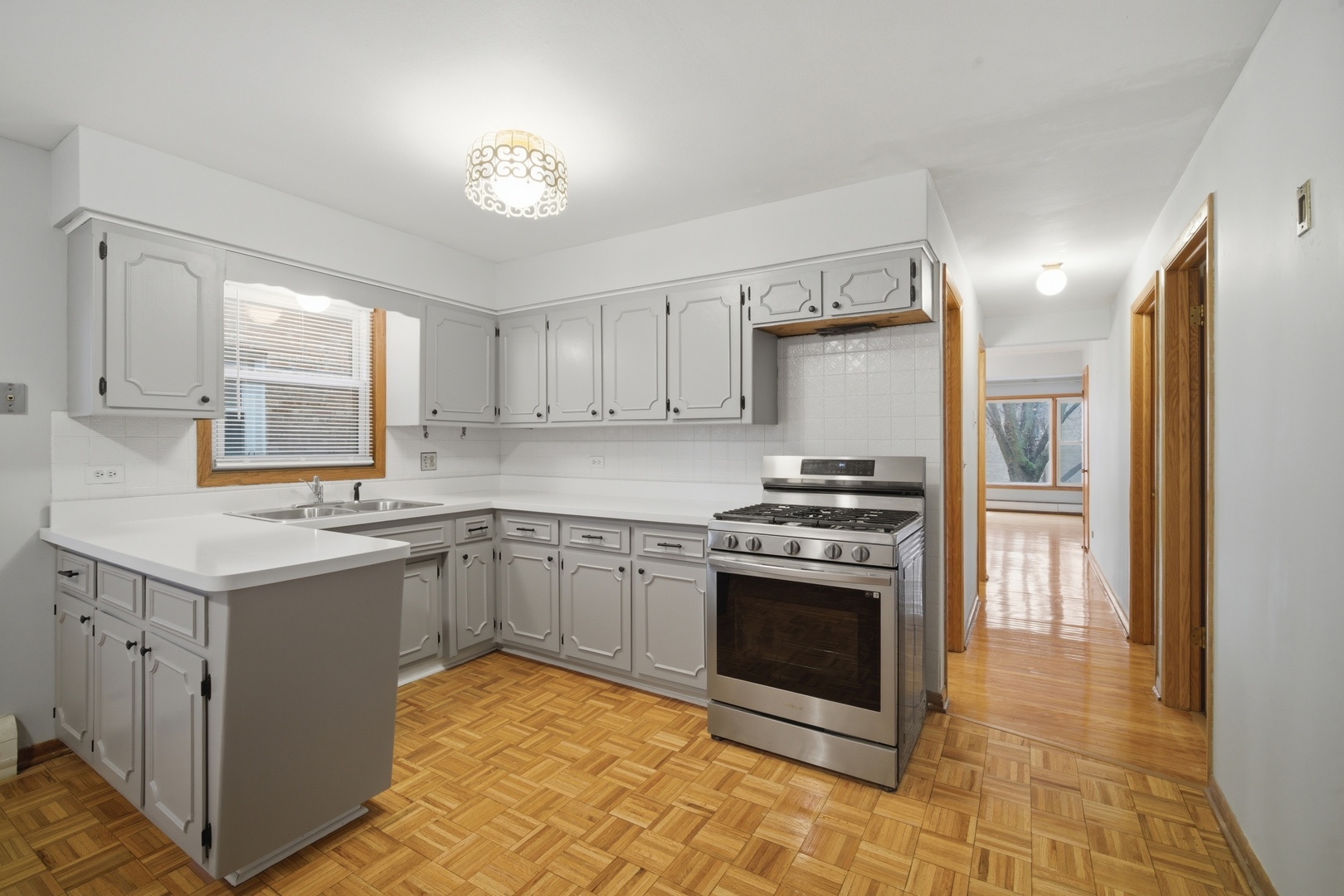 8645 W Summerdale Avenue #2, Chicago, IL 60656