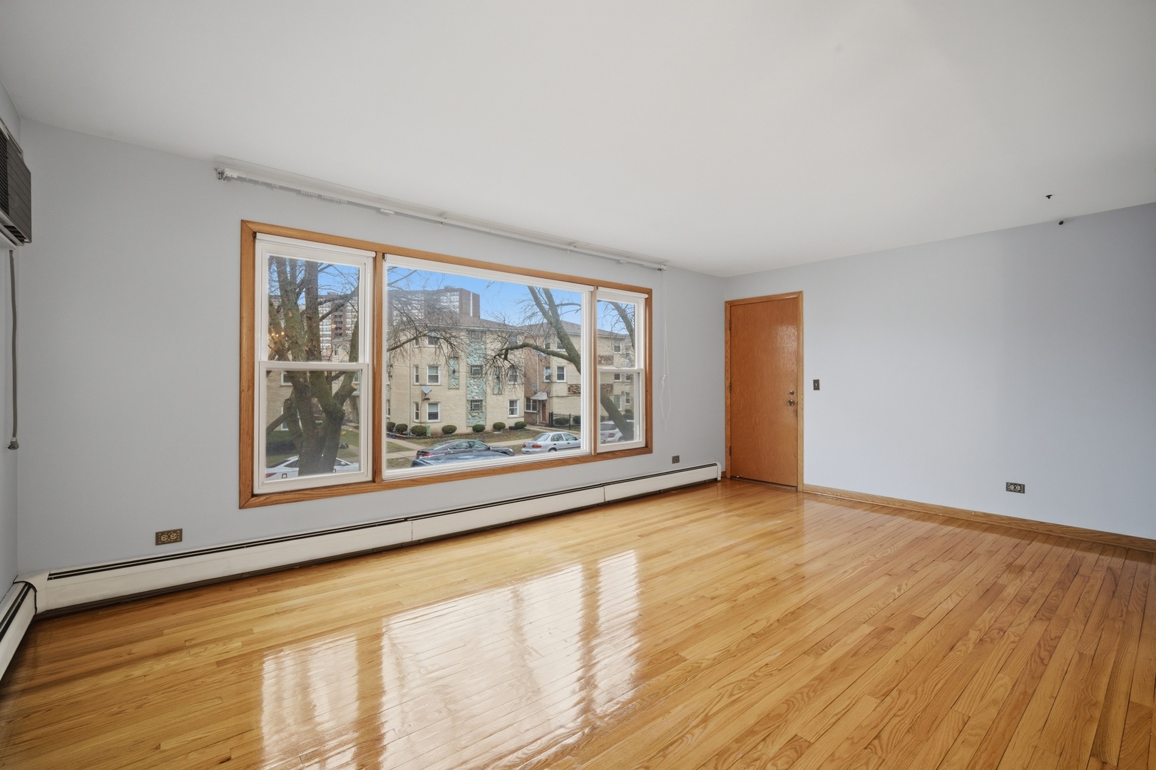 8645 W Summerdale Avenue #2, Chicago, IL 60656