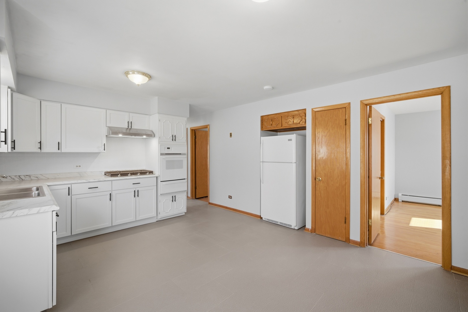 8645 W Summerdale Avenue #3, Chicago, IL 60656