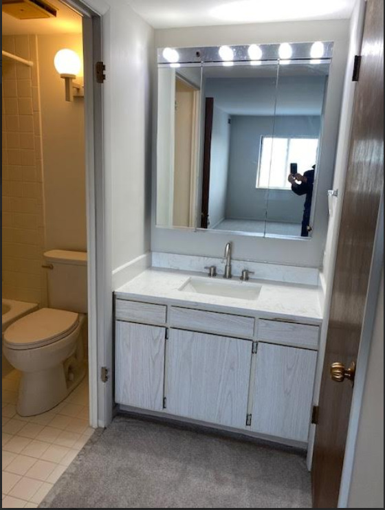 6340 Americana Drive #903, Willowbrook, IL 60527