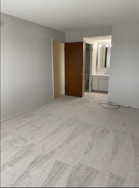 6340 Americana Drive #903, Willowbrook, IL 60527