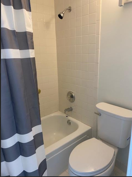 6340 Americana Drive #903, Willowbrook, IL 60527