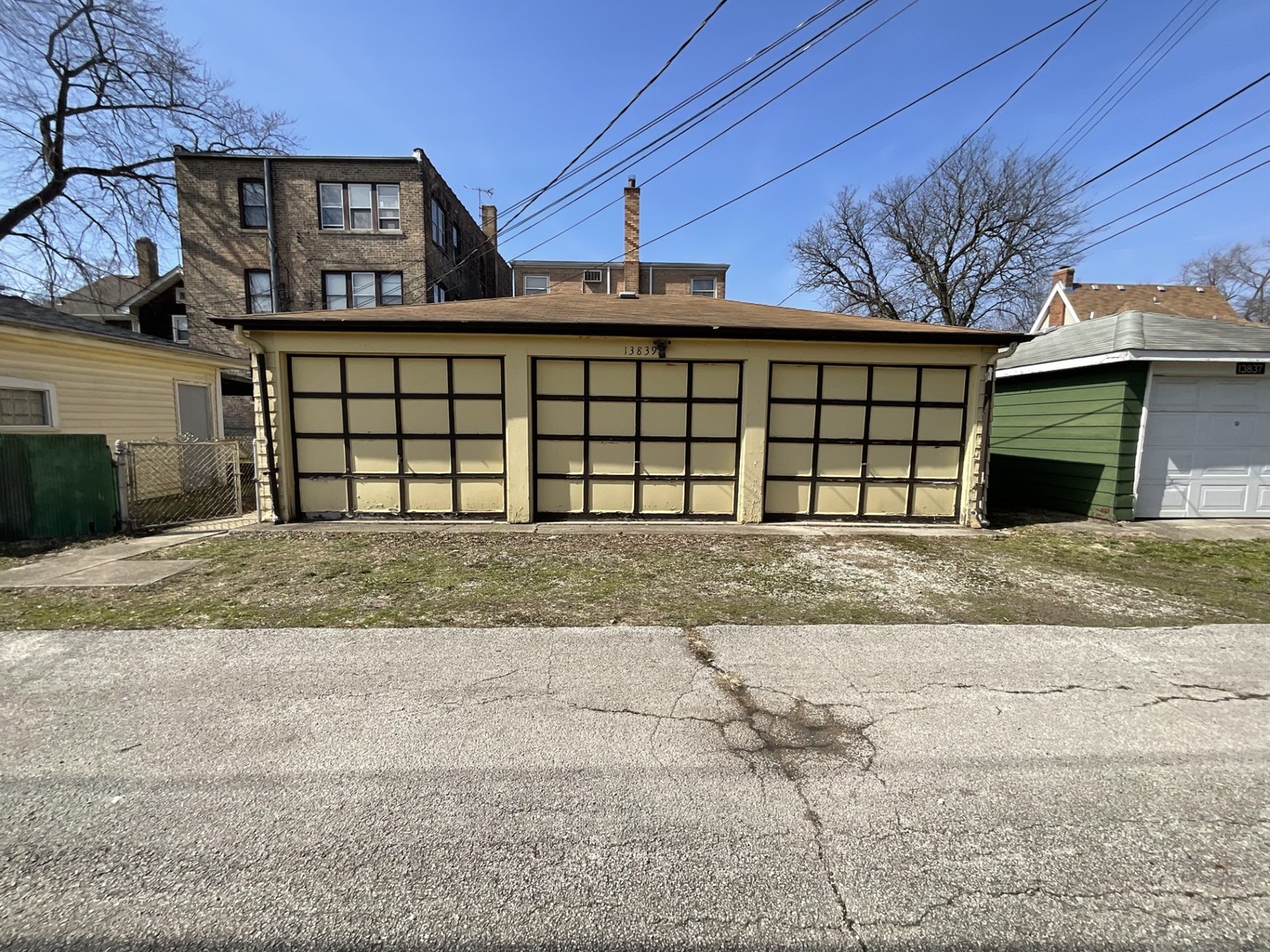 13839 S State Street, Riverdale, IL 60827