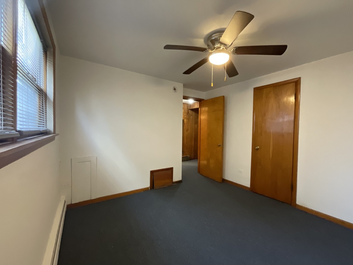 13839 S State Street, Riverdale, IL 60827