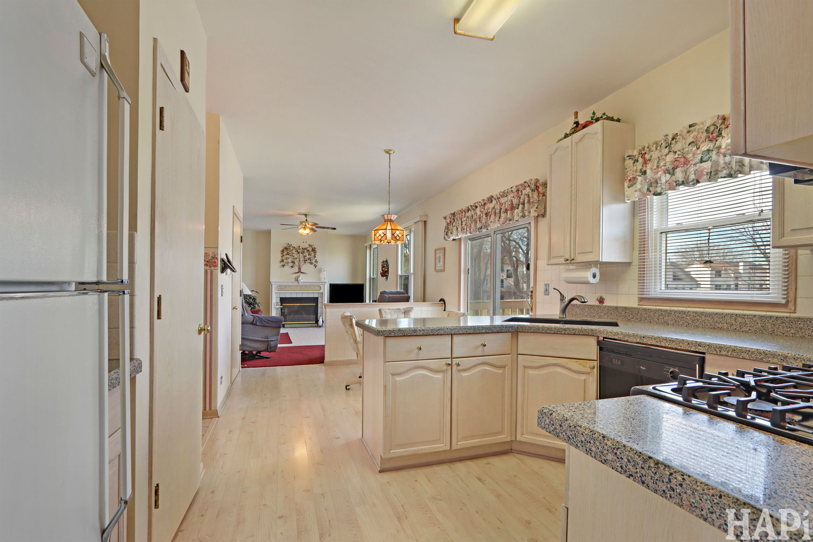 1160 Hillside Avenue, Antioch, IL 60002