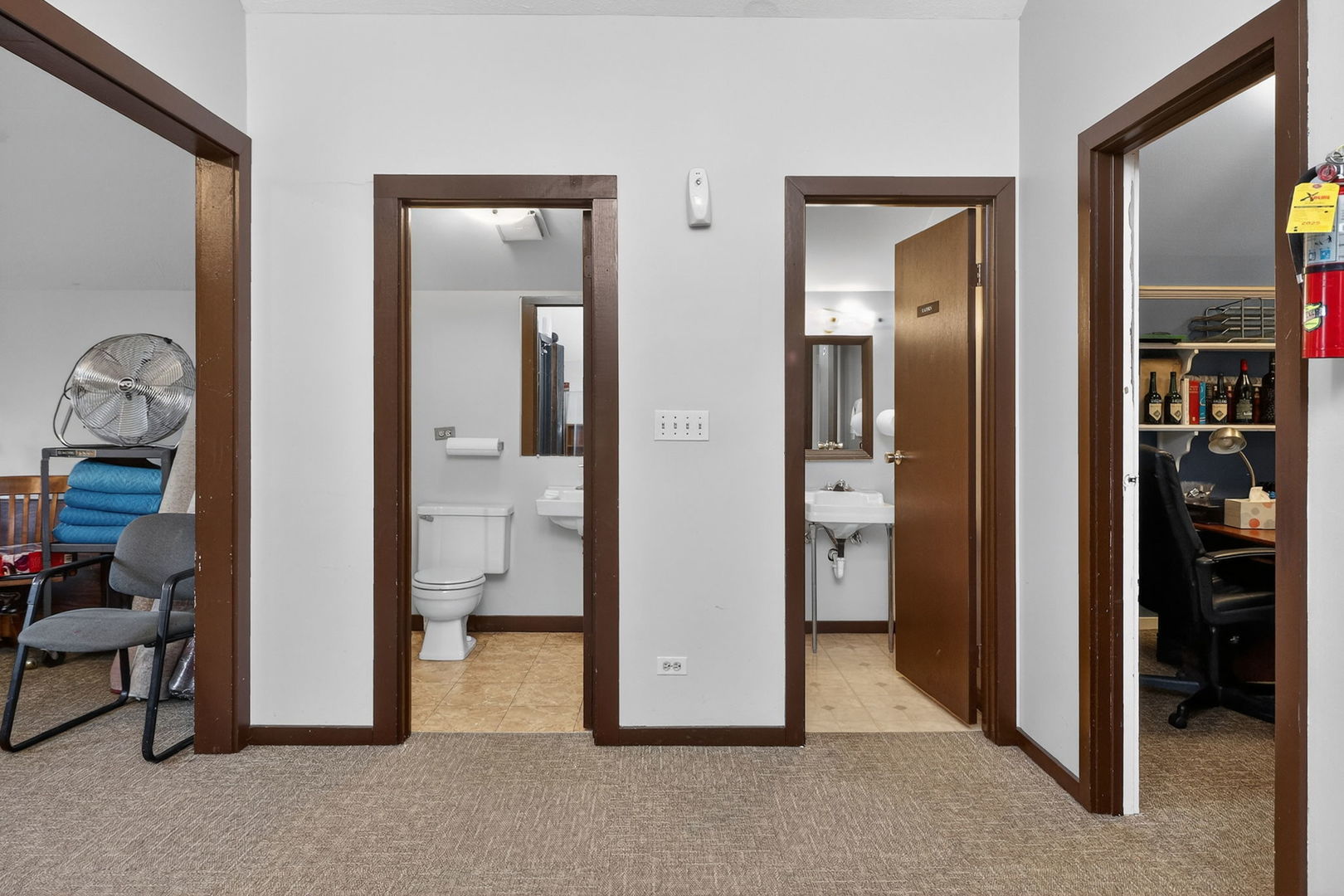 308 W Robinhood Way, Bolingbrook, IL 60440