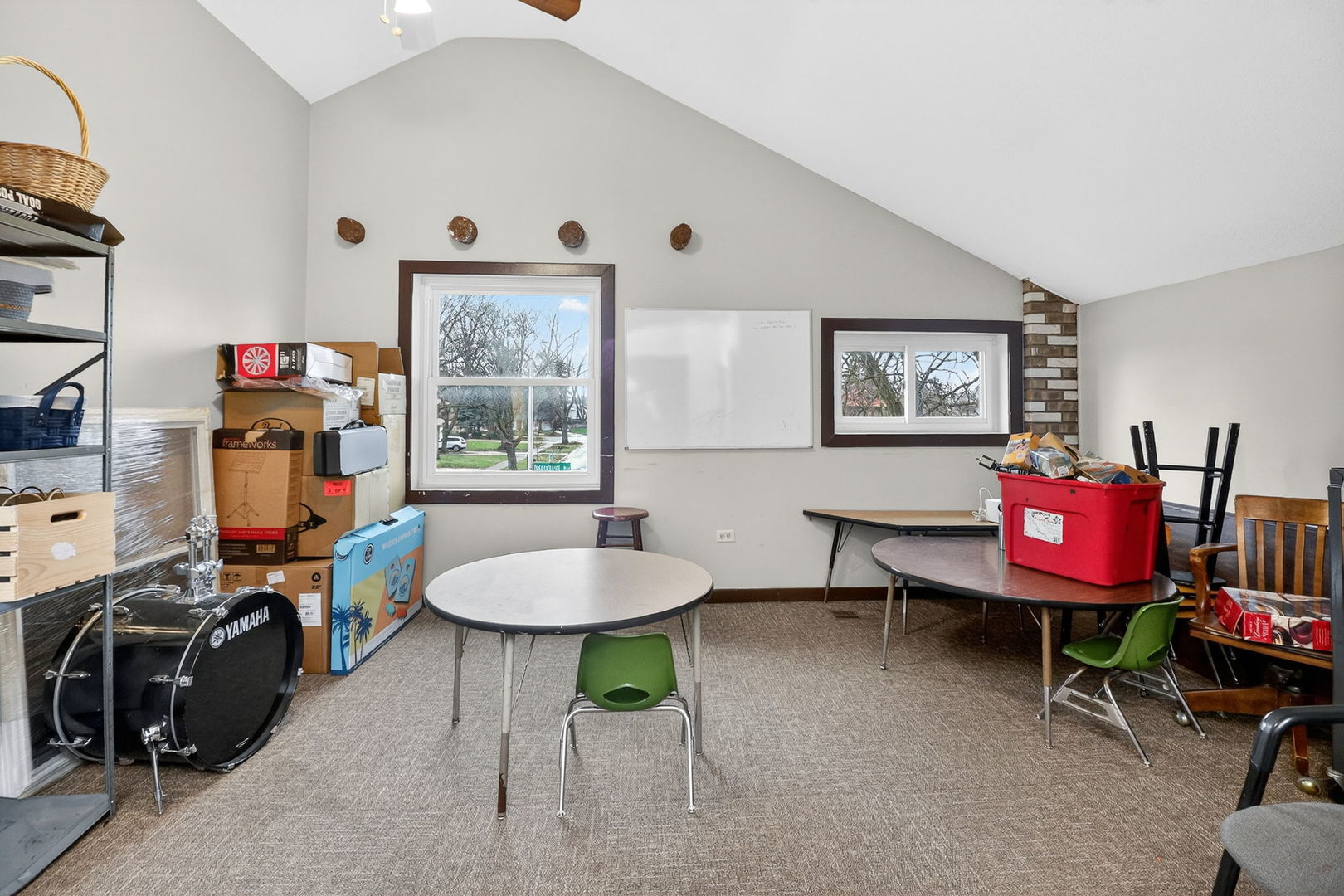 308 W Robinhood Way, Bolingbrook, IL 60440