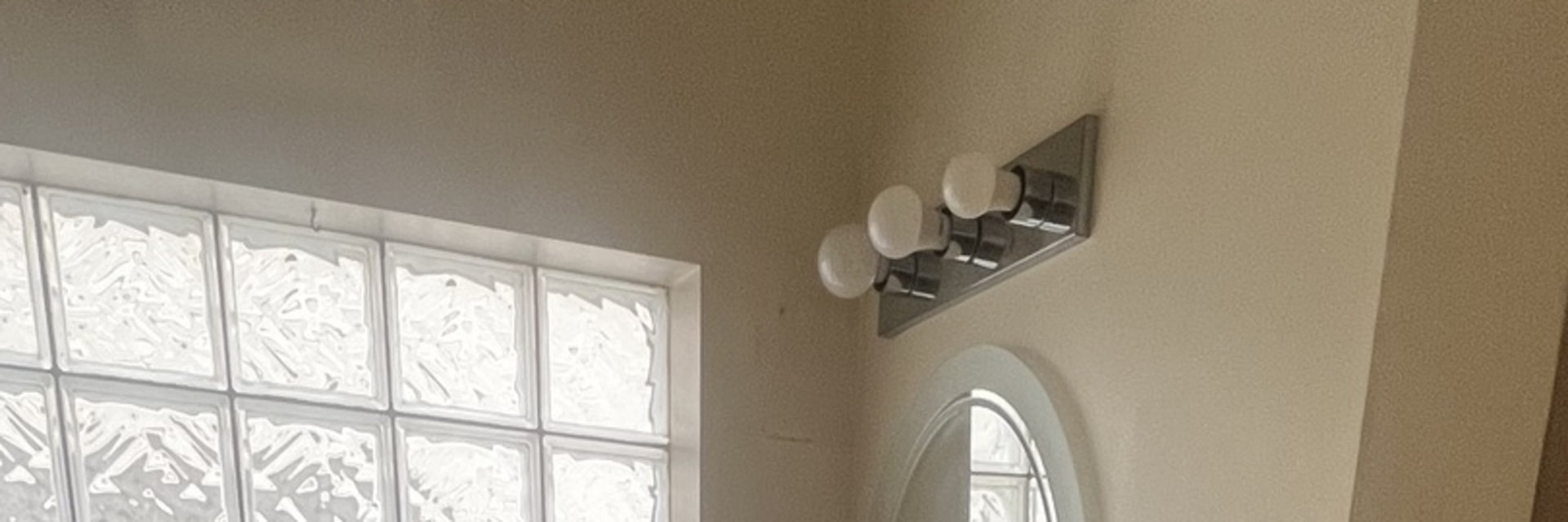 527 W 76th Street, Chicago, IL 60620