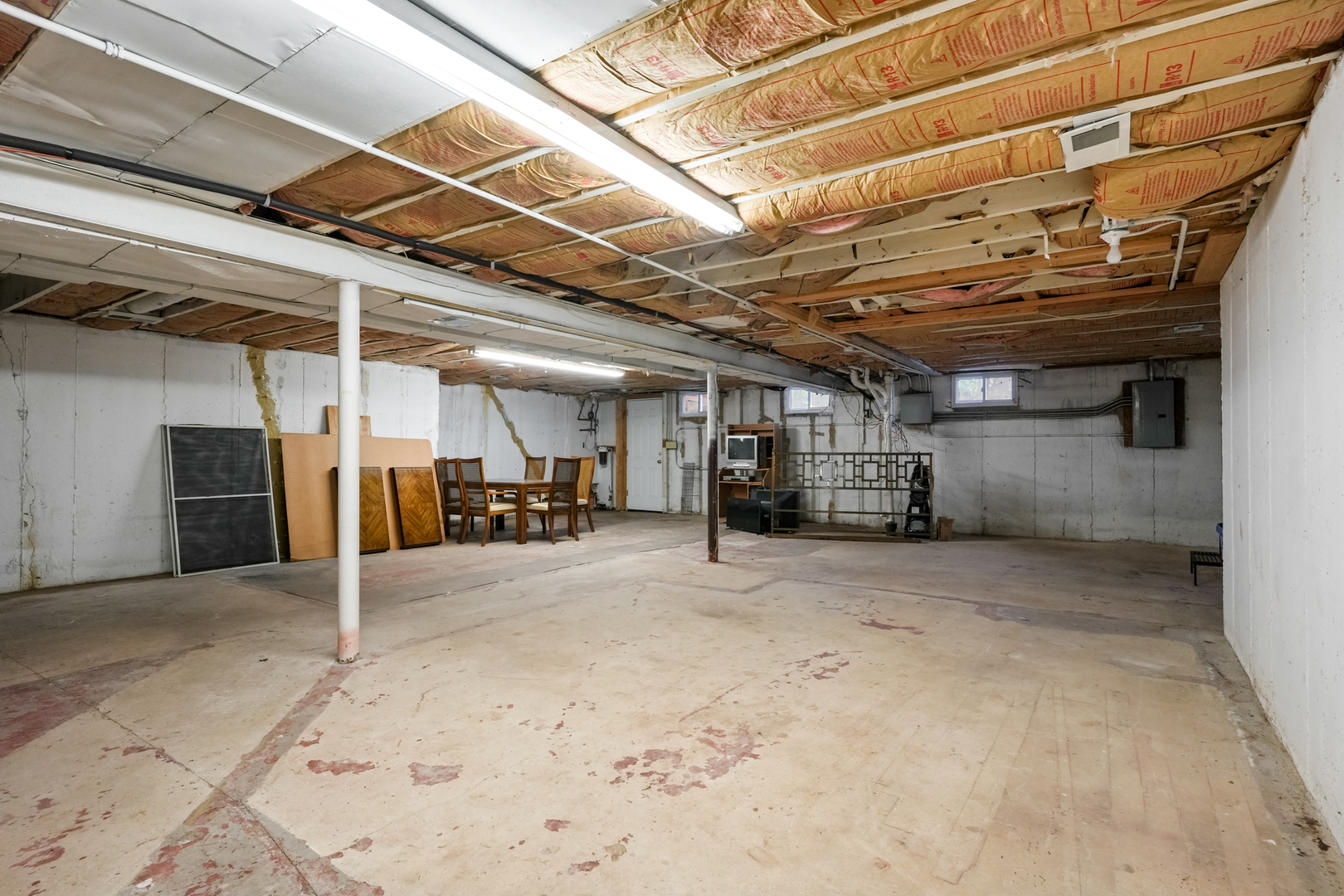 1630 Raymond Street, South Elgin, IL 60177