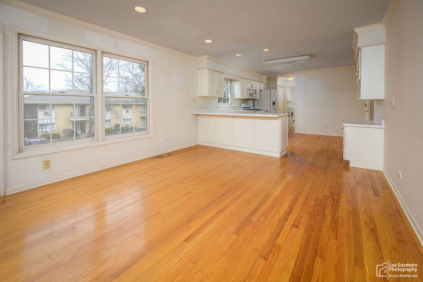 16W536 58th Street, Clarendon Hills, IL 60514