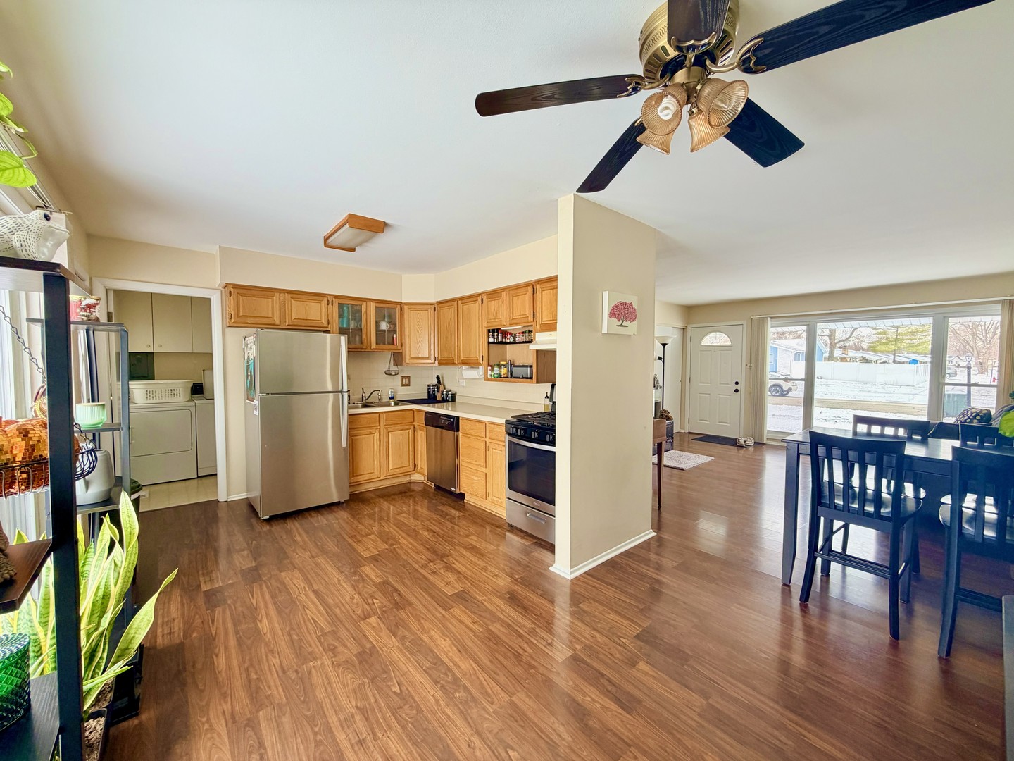 635 Morton Street, Hoffman Estates, IL 60169