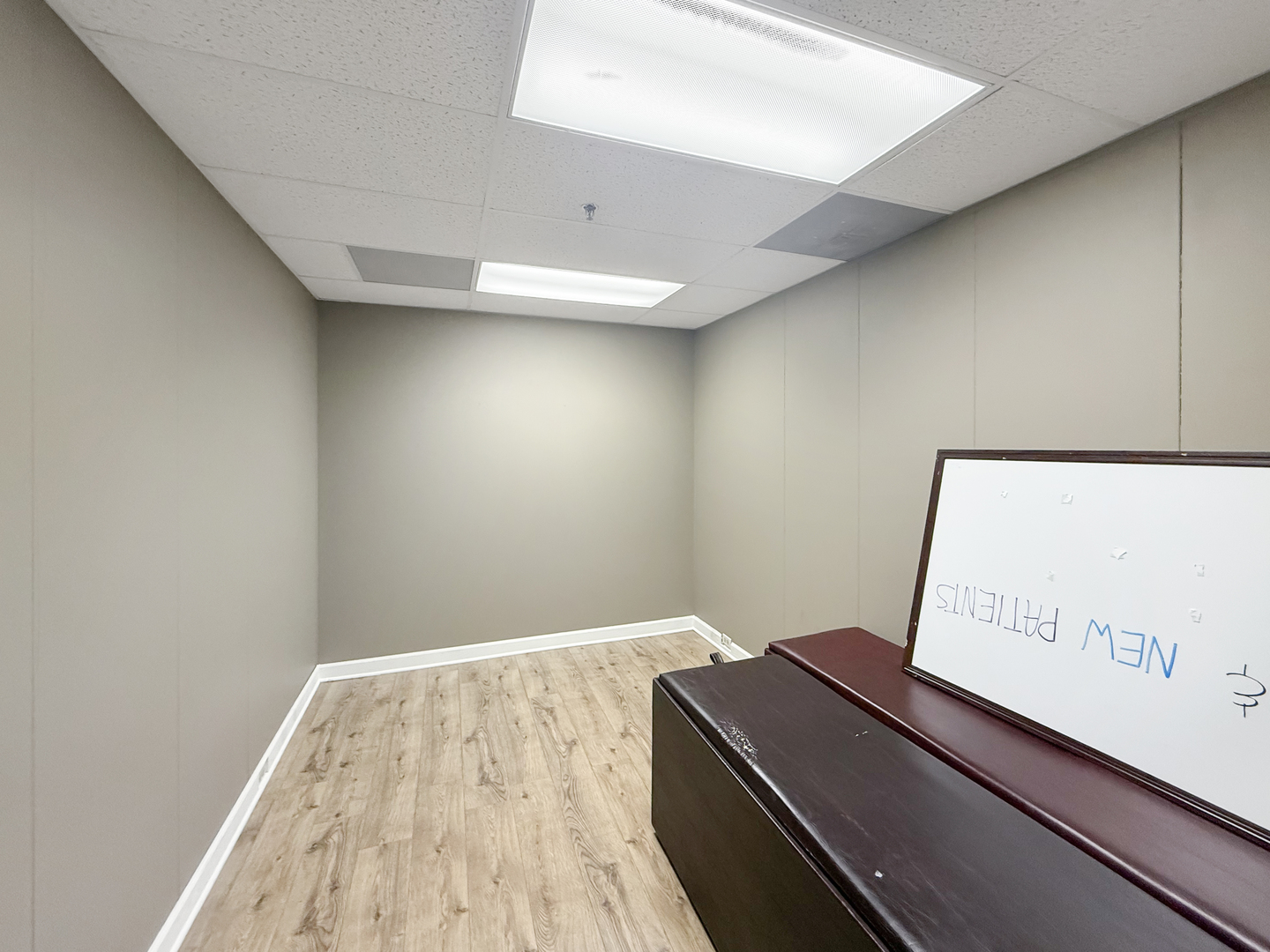 1450 W Main Street #A, St. Charles, IL 60174