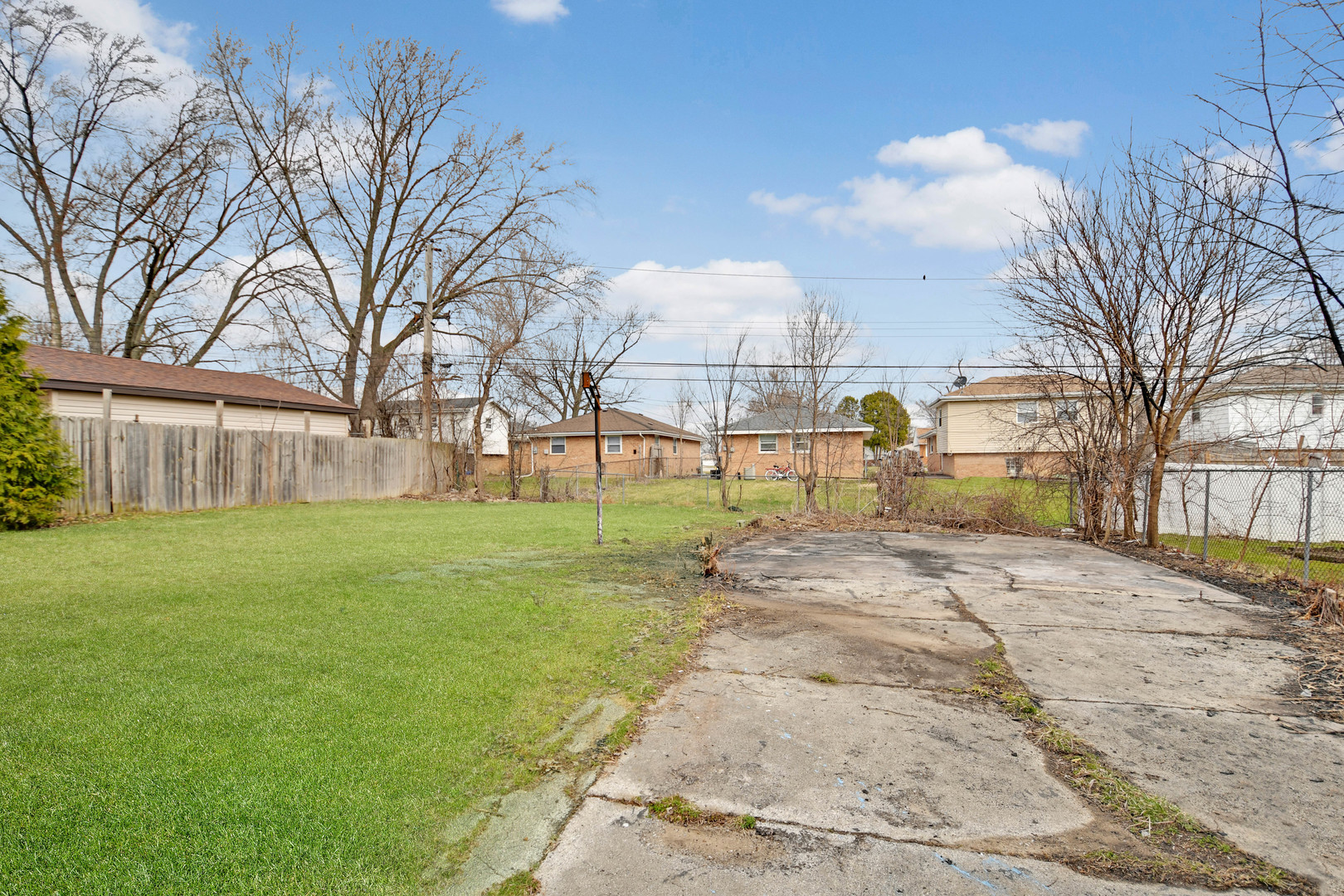 379 Hickory Street, Chicago Heights, IL 60411