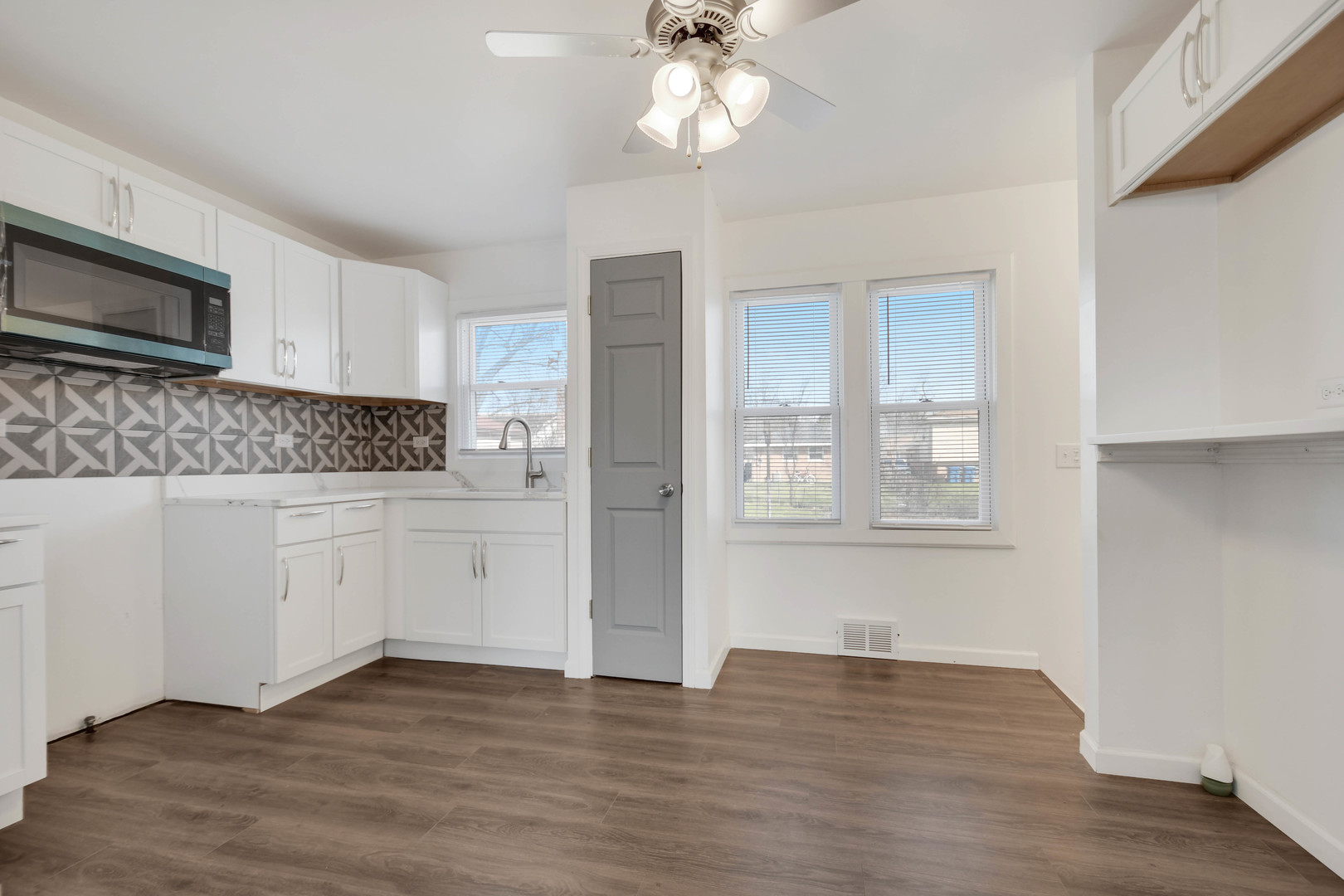 379 Hickory Street, Chicago Heights, IL 60411