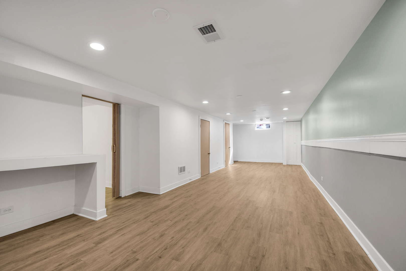 379 Hickory Street, Chicago Heights, IL 60411