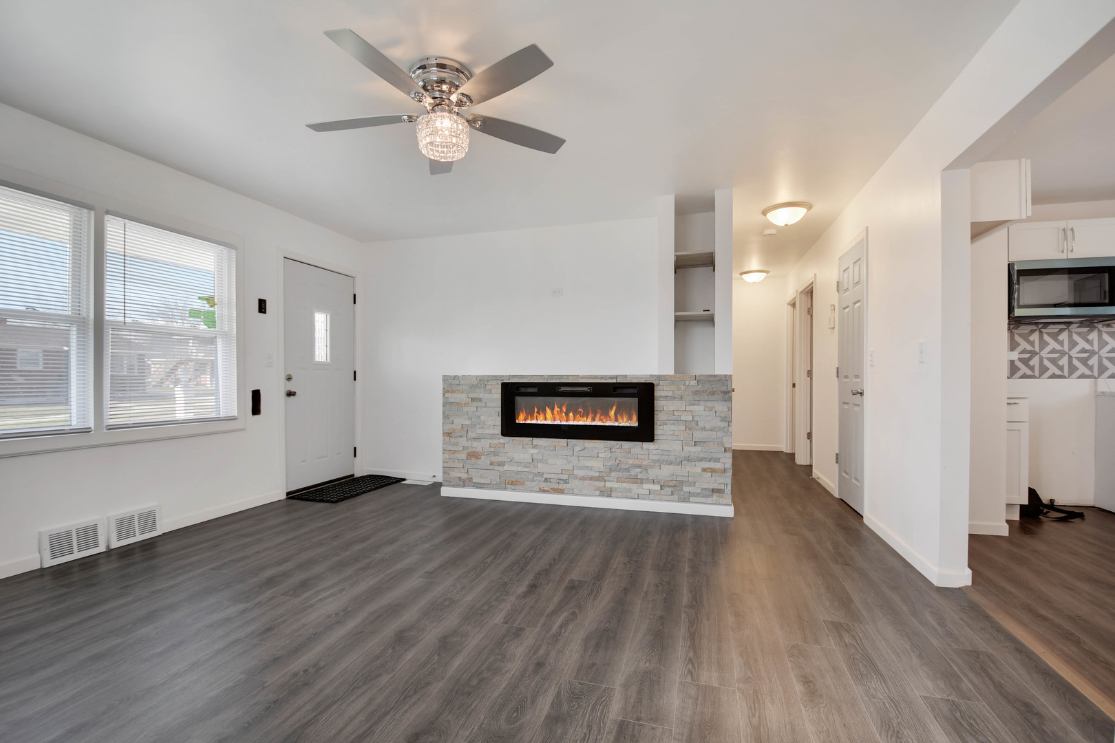 379 Hickory Street, Chicago Heights, IL 60411