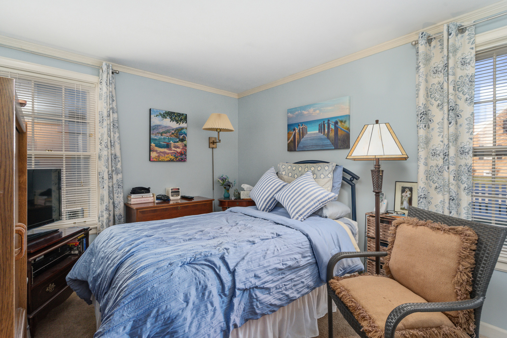 1010 W Elm Street, Arlington Heights, IL 60004