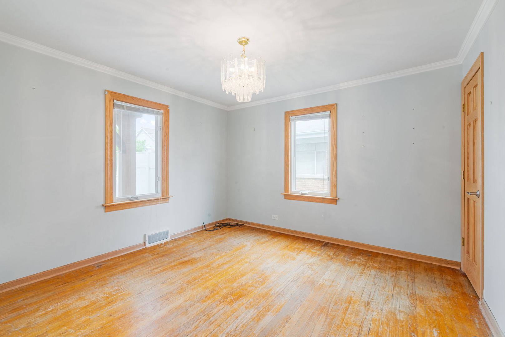 714 S Parkside Avenue, Elmhurst, IL 60126