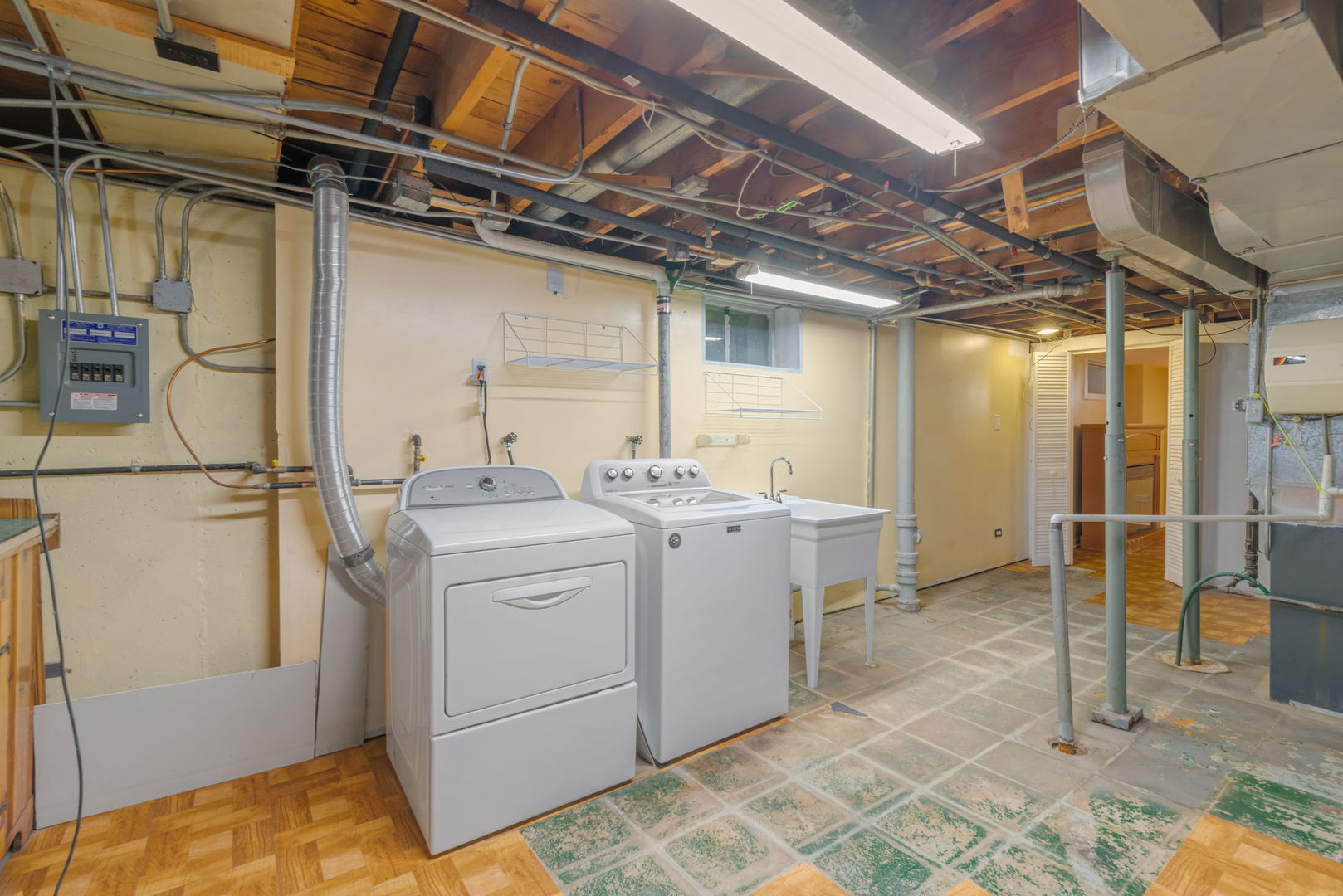 714 S Parkside Avenue, Elmhurst, IL 60126