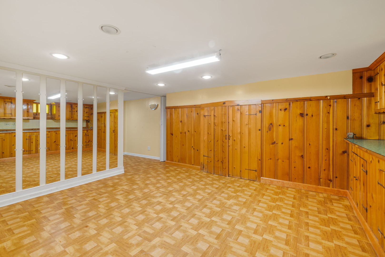 714 S Parkside Avenue, Elmhurst, IL 60126