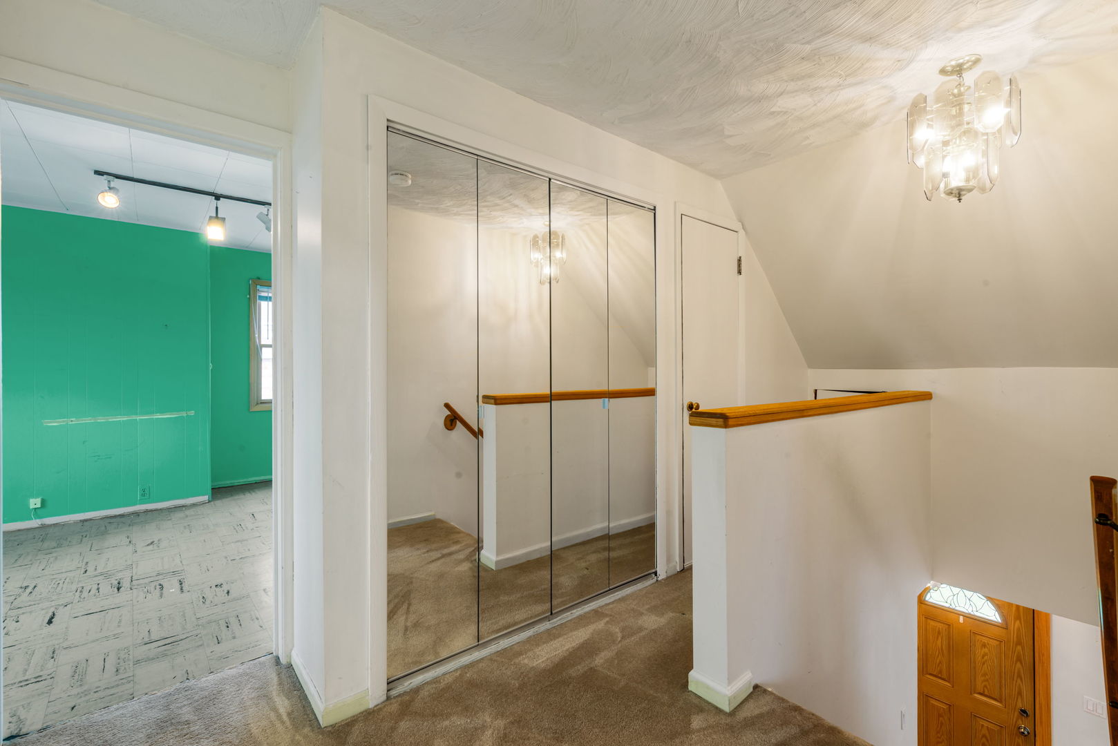 714 S Parkside Avenue, Elmhurst, IL 60126