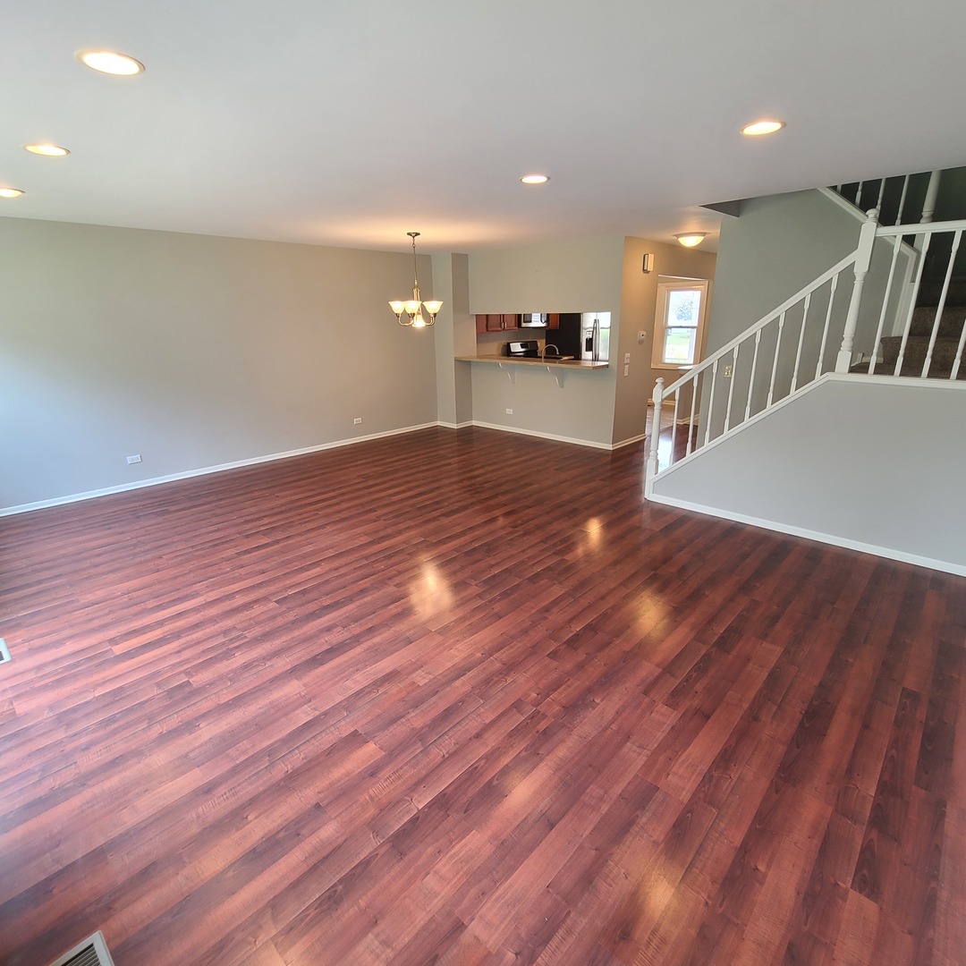 Elk Grove Village, IL 60007