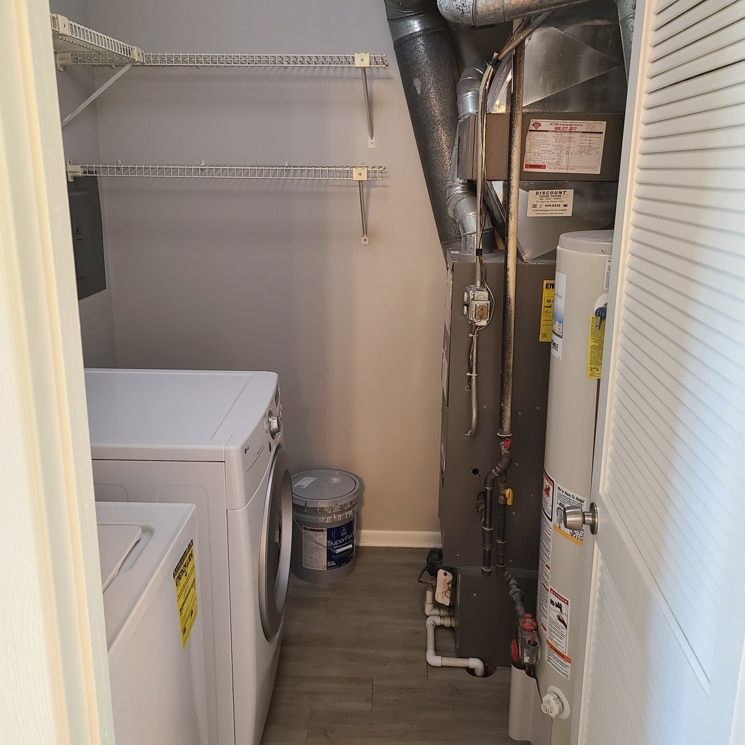 Elk Grove Village, IL 60007