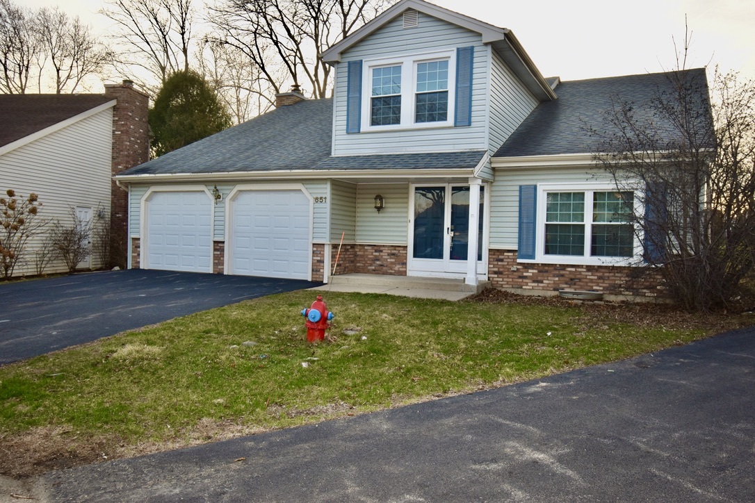 651 White Court, Gurnee, IL 60031