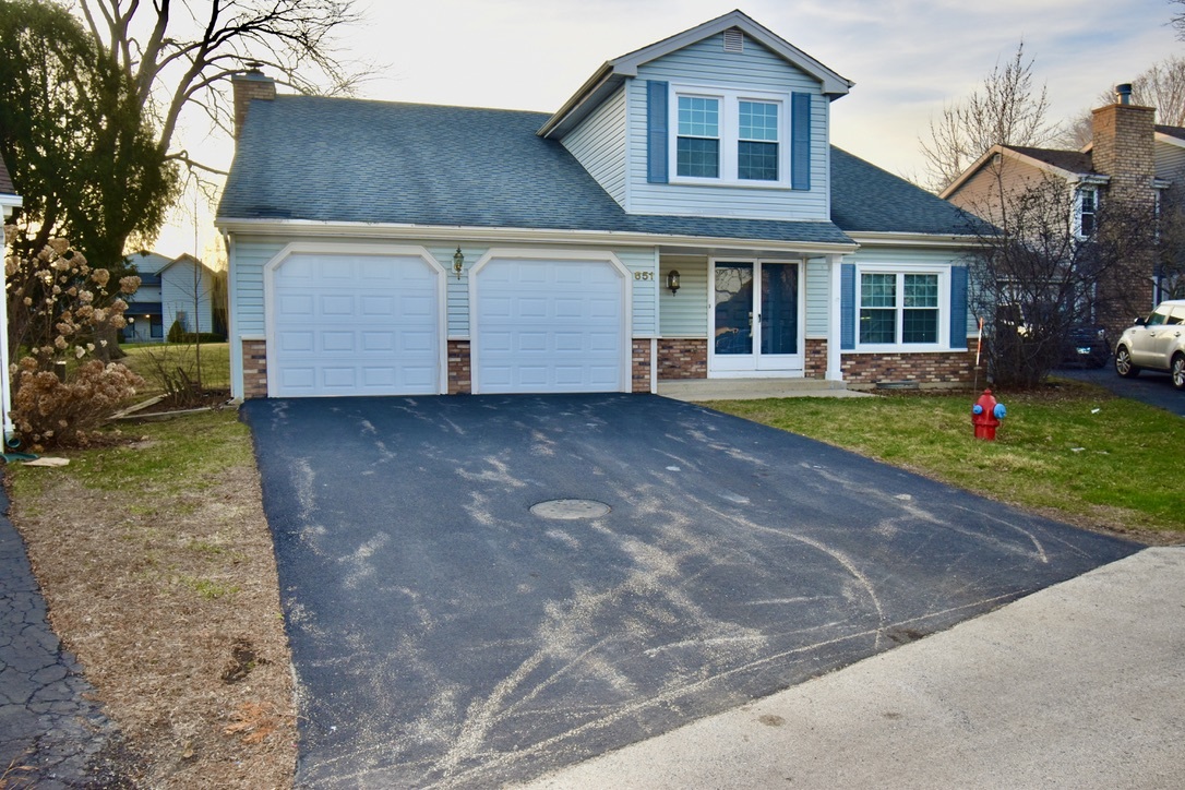 651 White Court, Gurnee, IL 60031