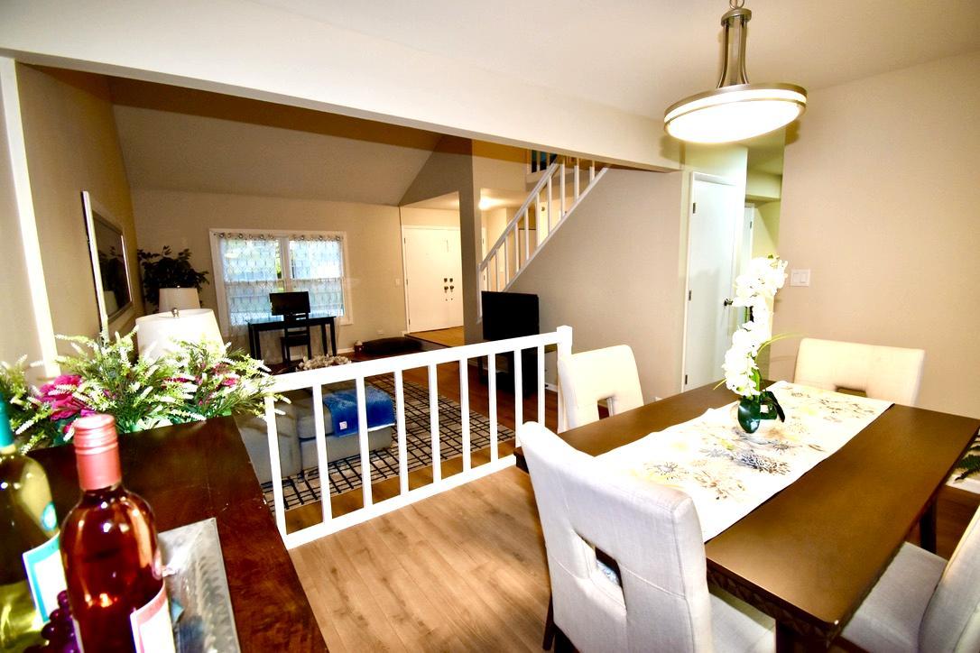 651 White Court, Gurnee, IL 60031