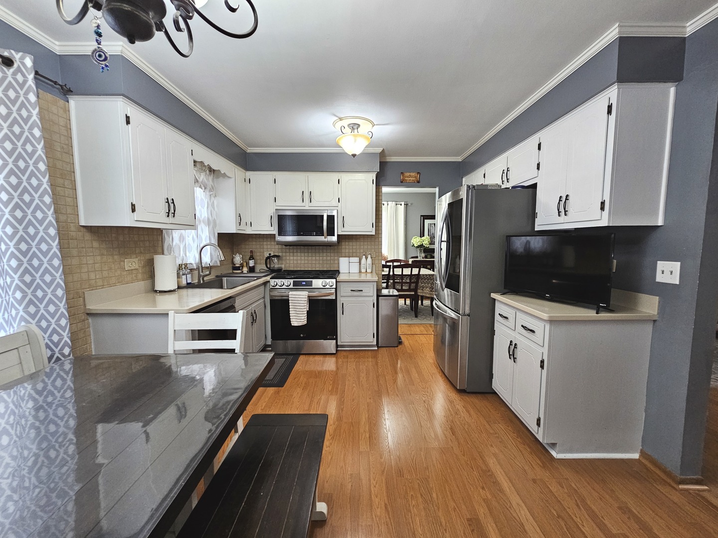 12840 S Blossom Drive, Alsip, IL 60803