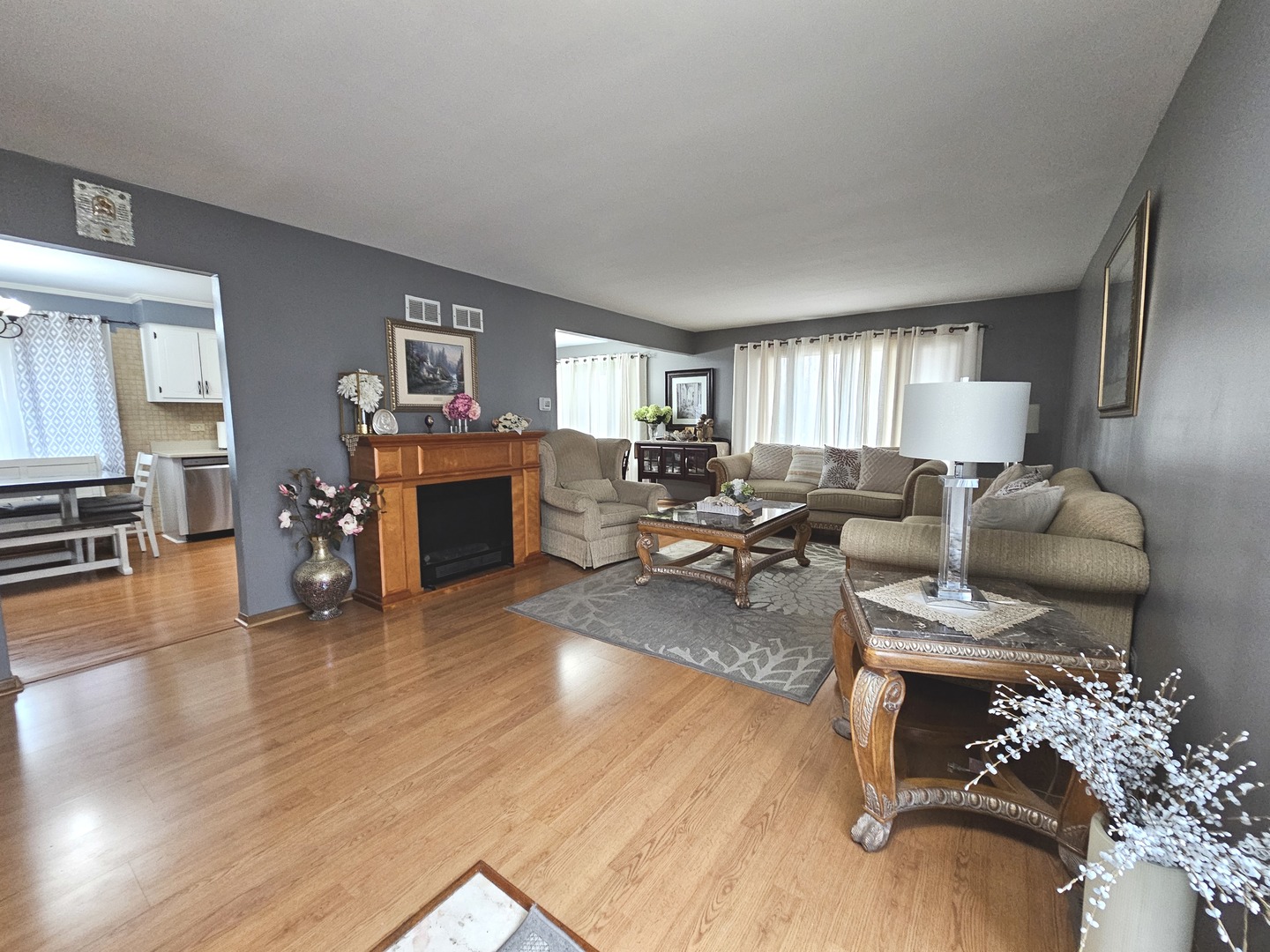 12840 S Blossom Drive, Alsip, IL 60803