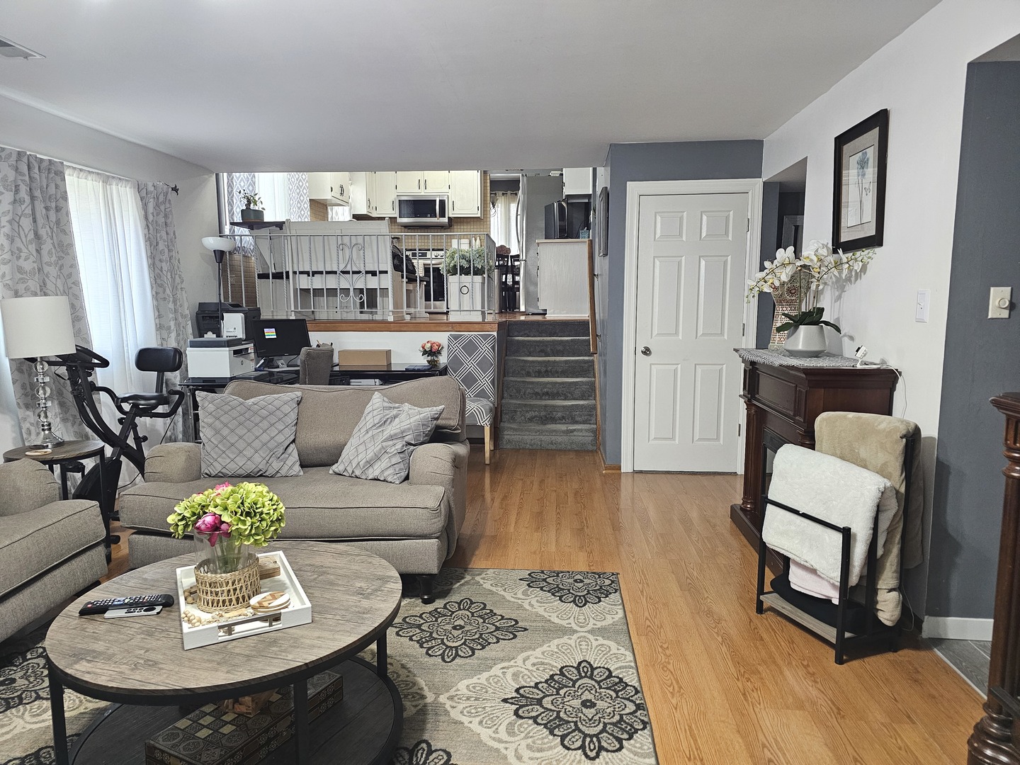 12840 S Blossom Drive, Alsip, IL 60803