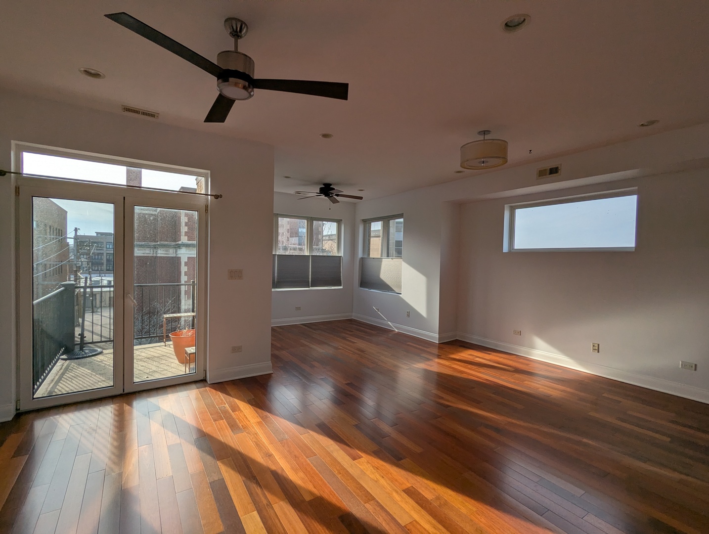 4415 N TROY Street #3, Chicago, IL 60625