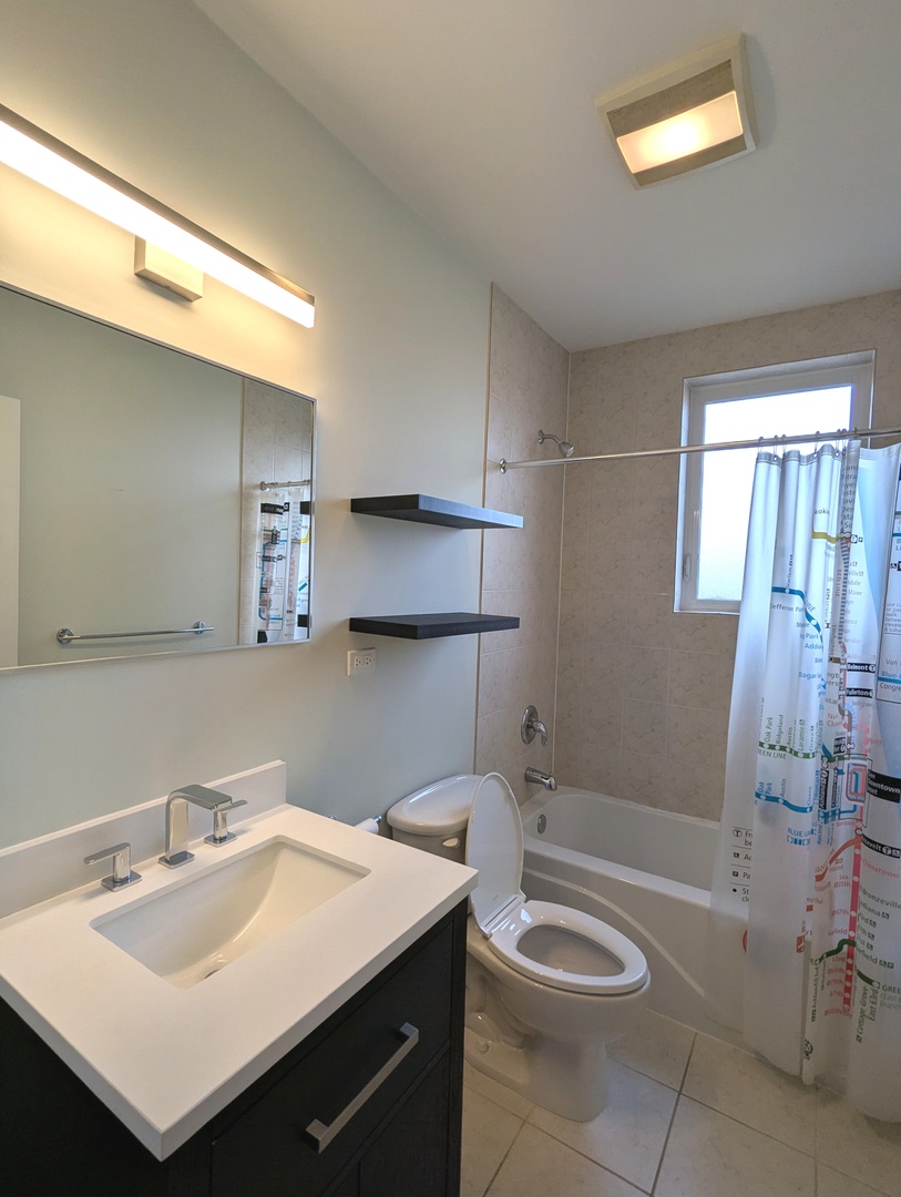 4415 N TROY Street #3, Chicago, IL 60625