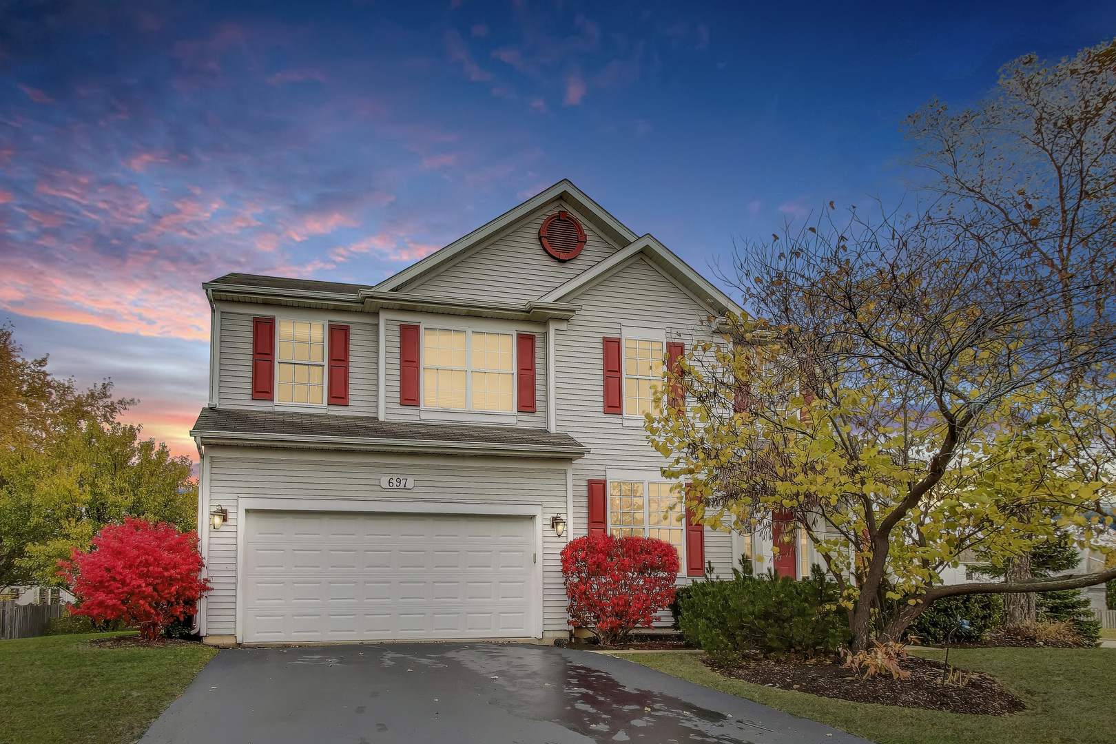 697 Providence Lane, Lindenhurst, IL 60046