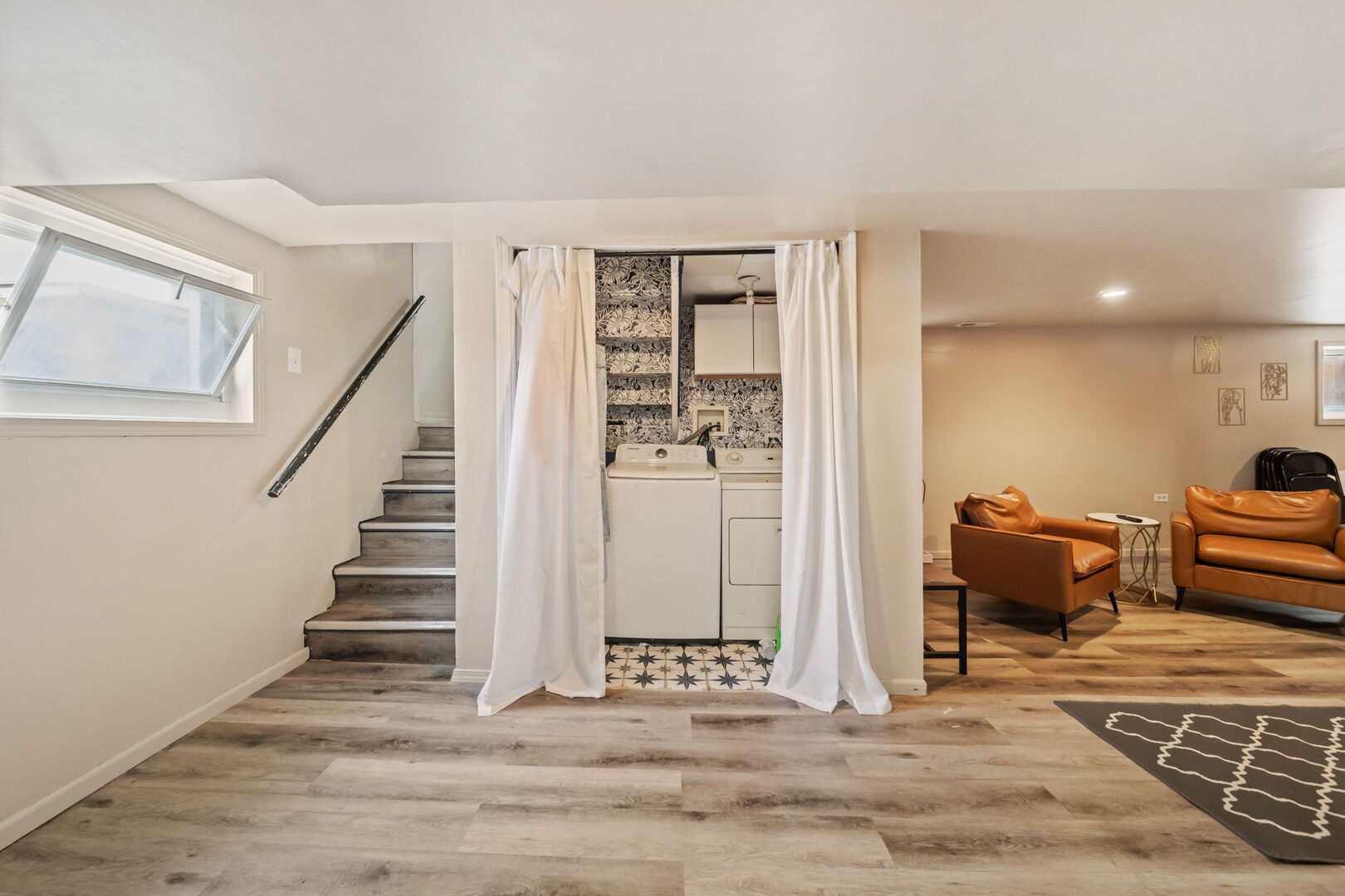 5805 S Kilbourn Avenue, Chicago, IL 60629