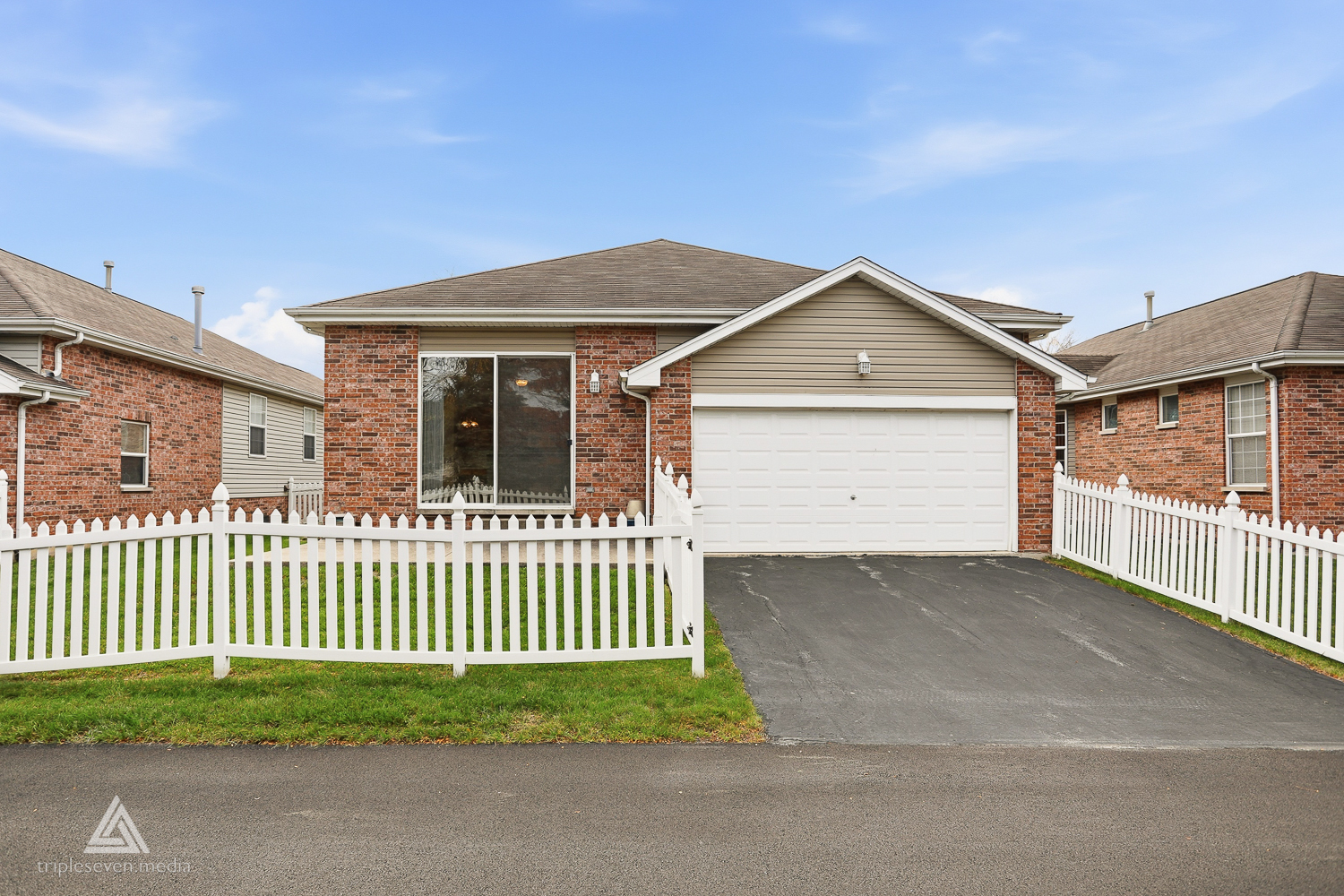 9430 Georgetown Square, Orland Park, IL 60467