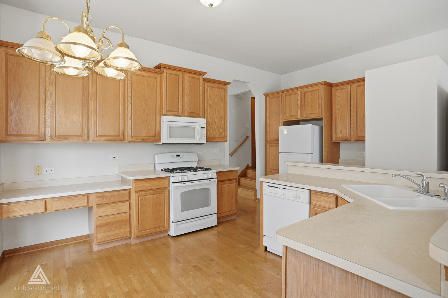 9430 Georgetown Square, Orland Park, IL 60467