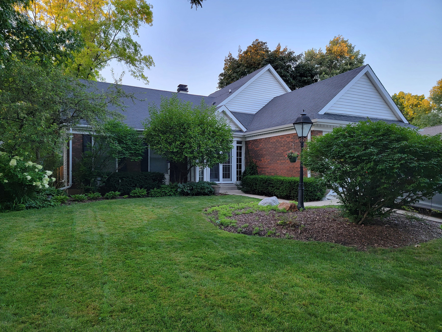 4 Athens Court, Vernon Hills, IL 60061