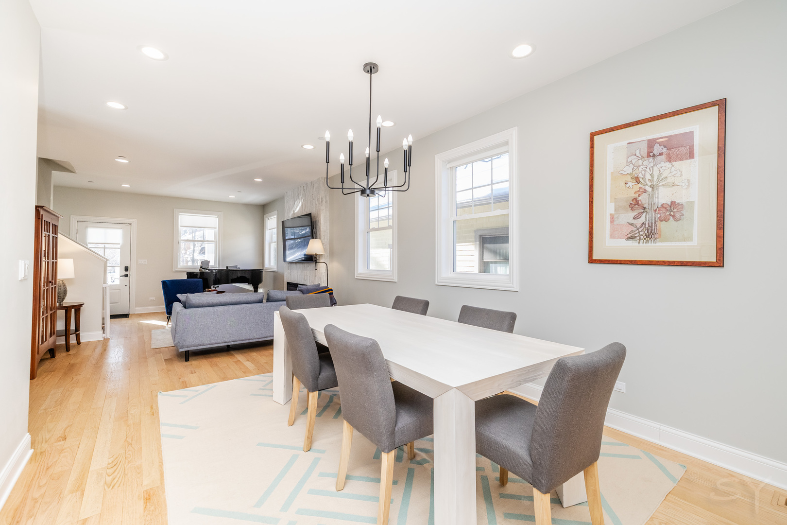 2701 Noyes Street, Evanston, IL 60201