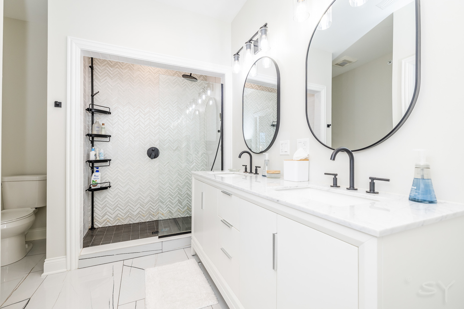 2701 Noyes Street, Evanston, IL 60201