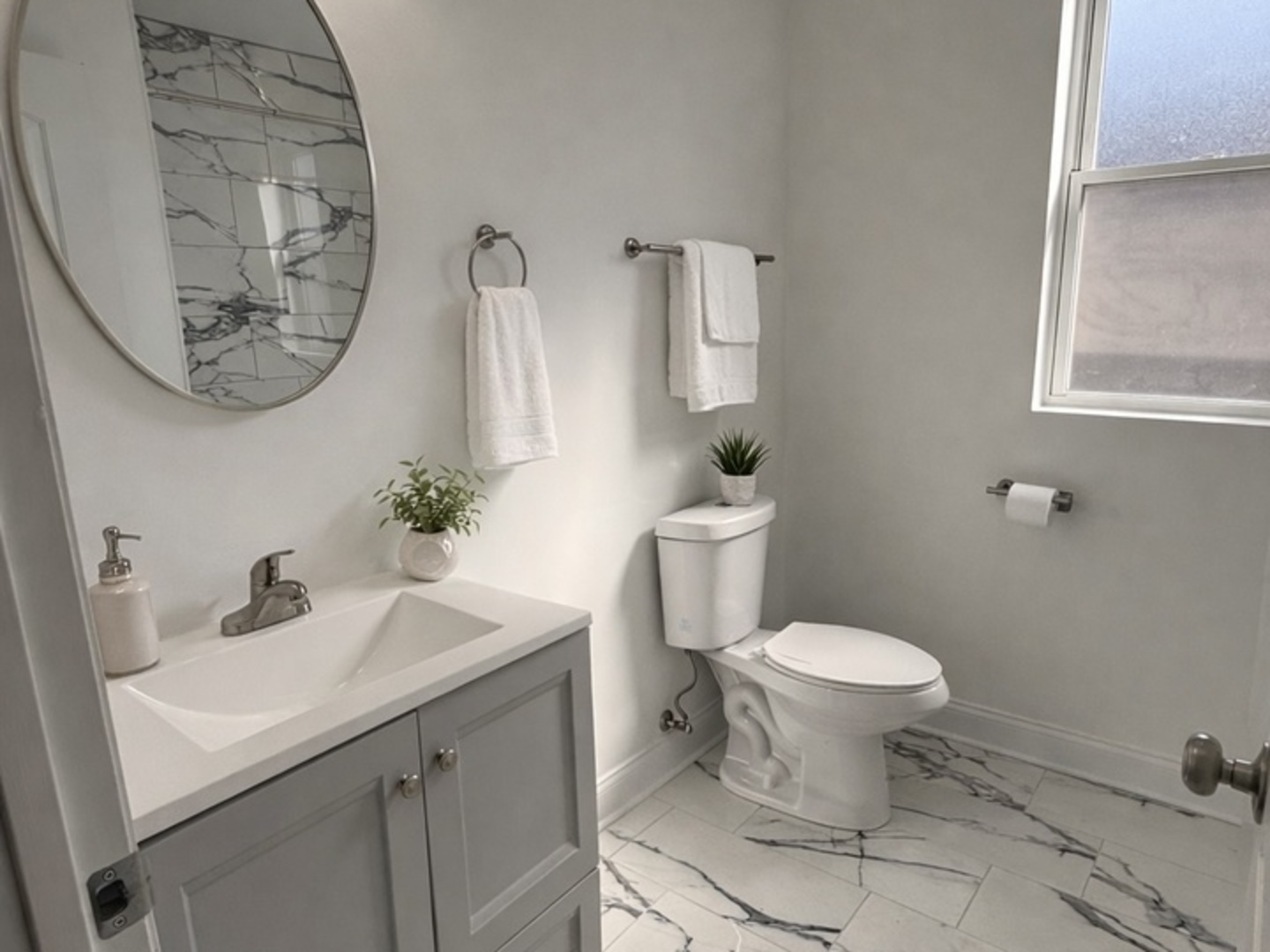 4435 S Washtenaw Avenue #2, Chicago, IL 60632