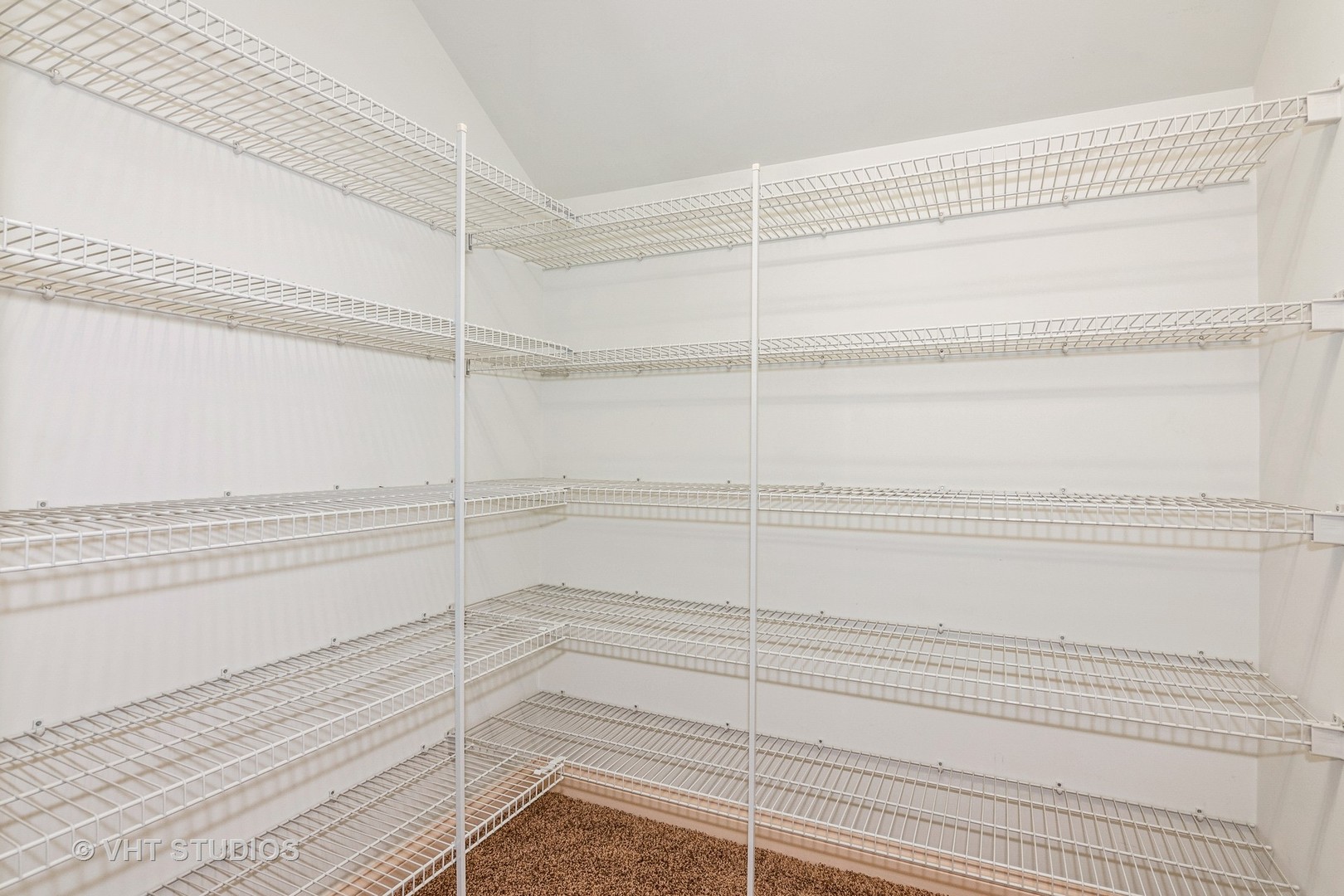 1803 RIZZI Lane, Bartlett, IL 60103