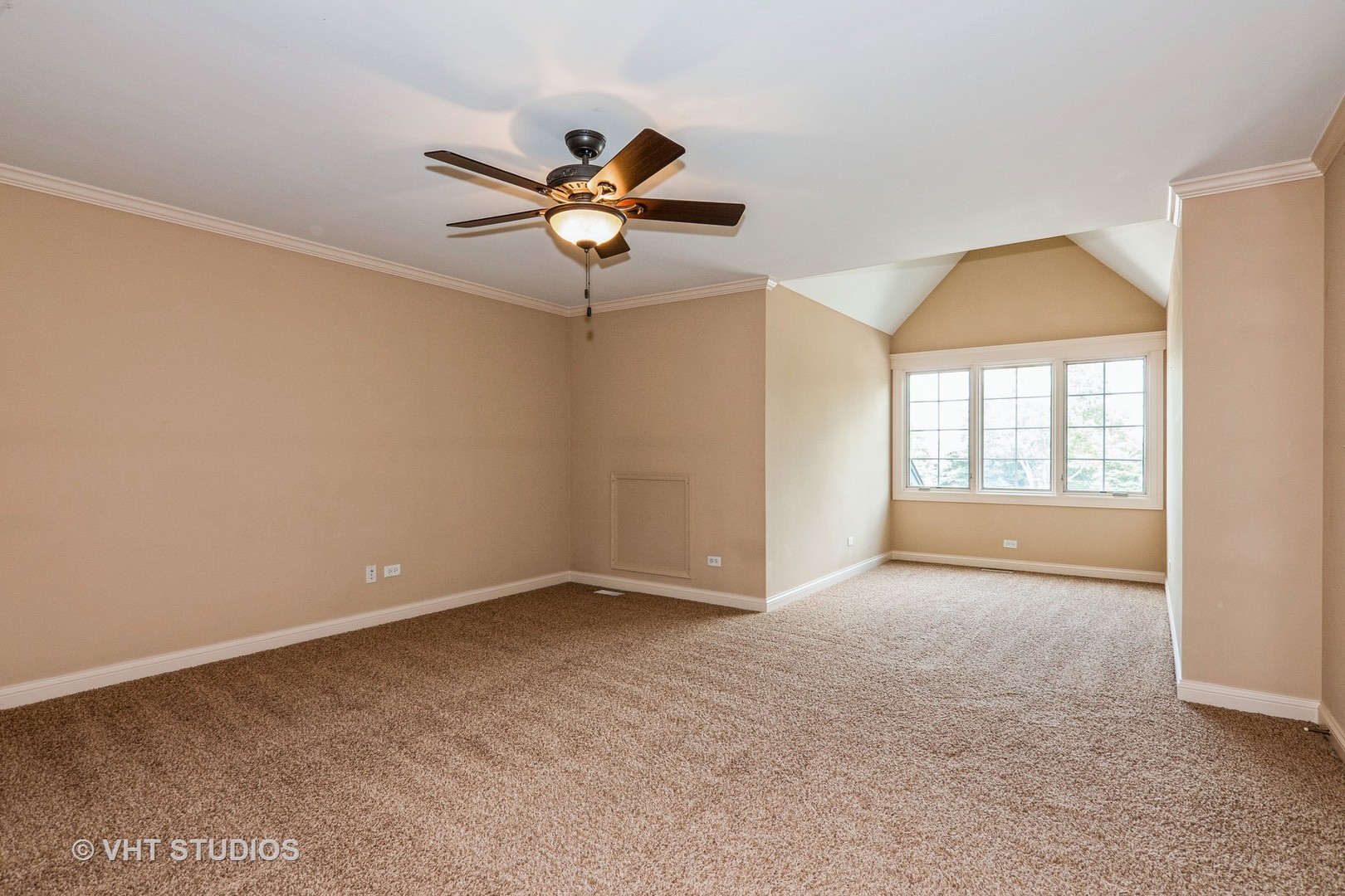 1803 RIZZI Lane, Bartlett, IL 60103