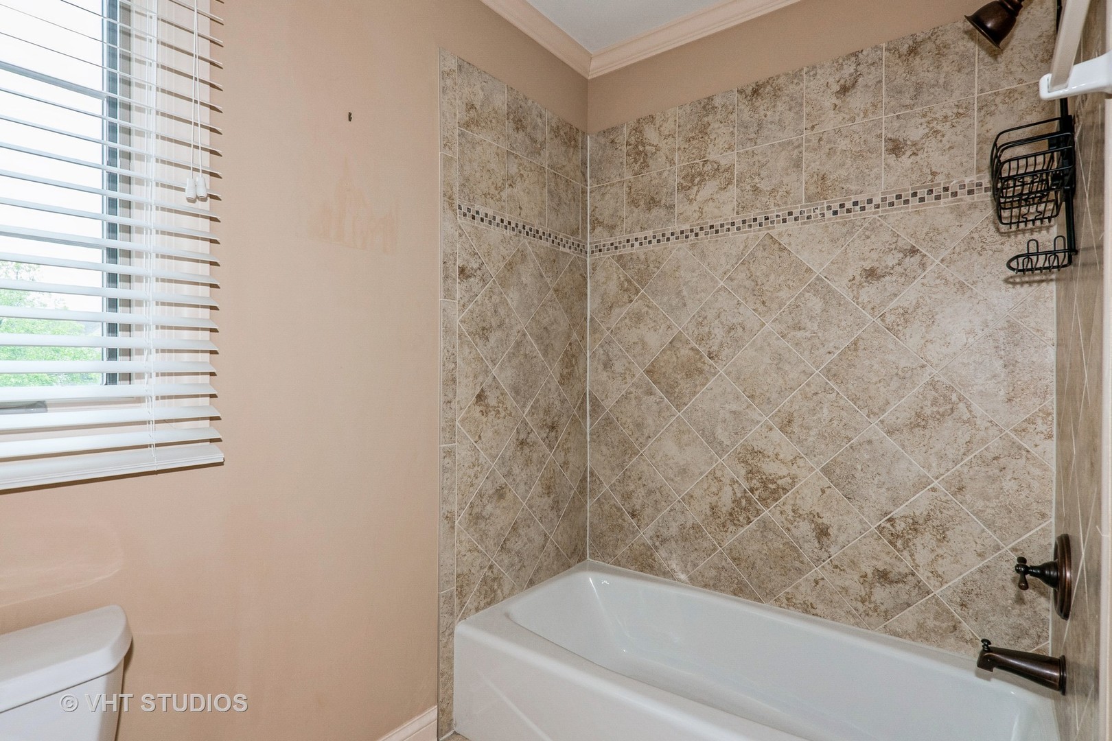 1803 RIZZI Lane, Bartlett, IL 60103